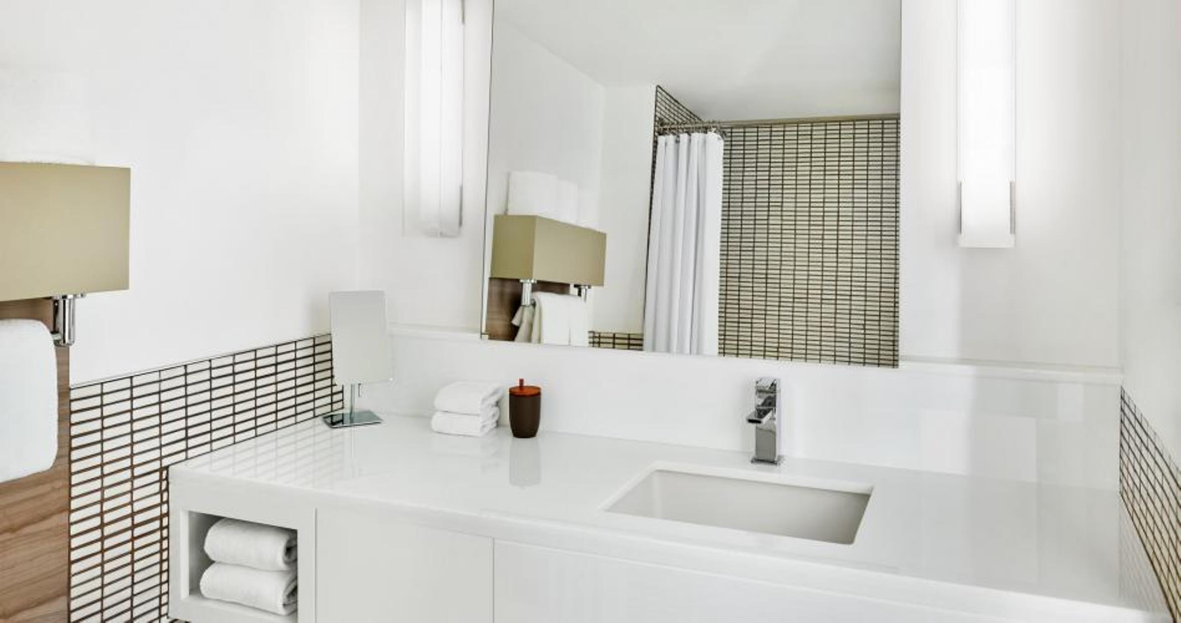 Double Ocean Front King Bed