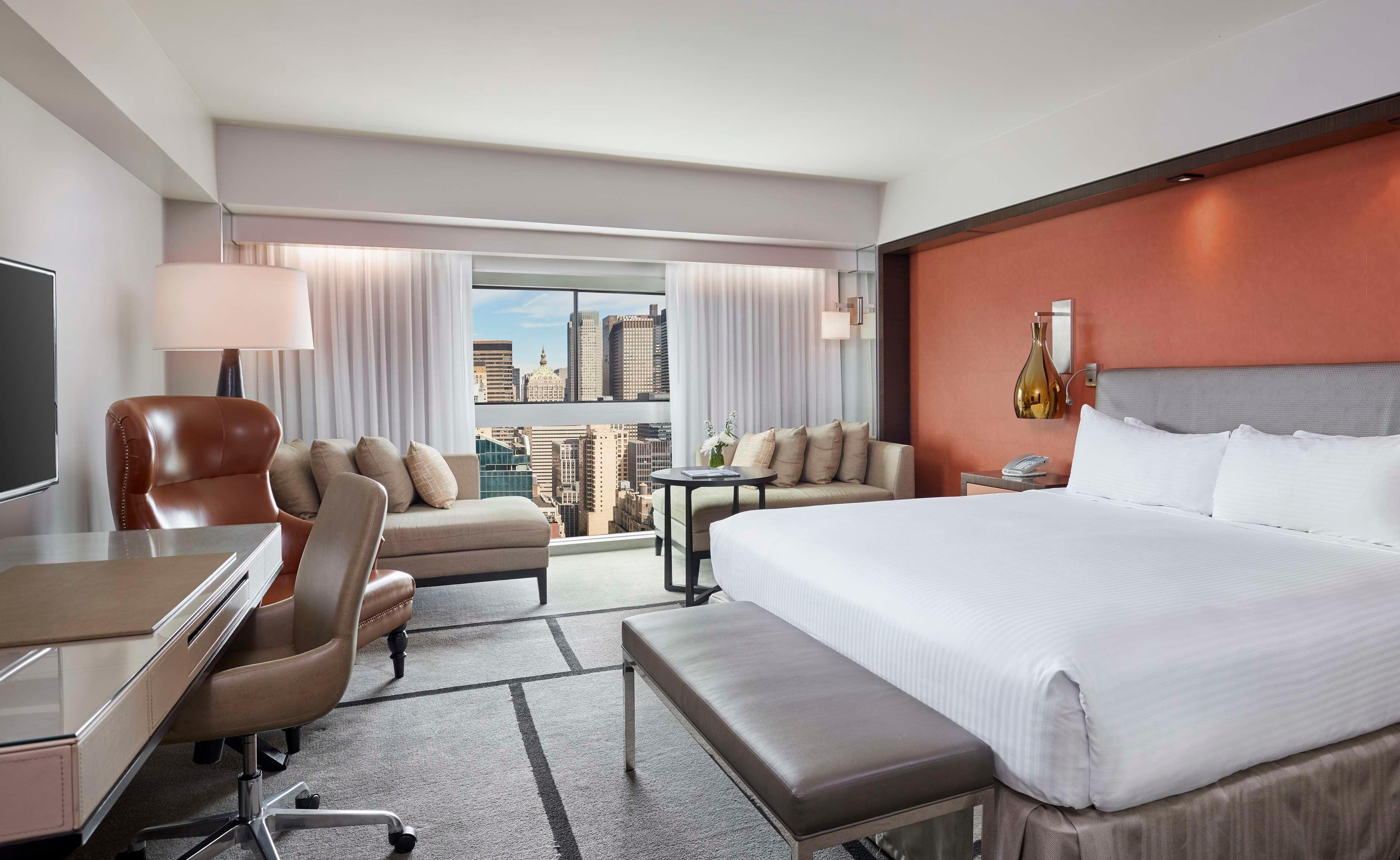 Room City View King Bed