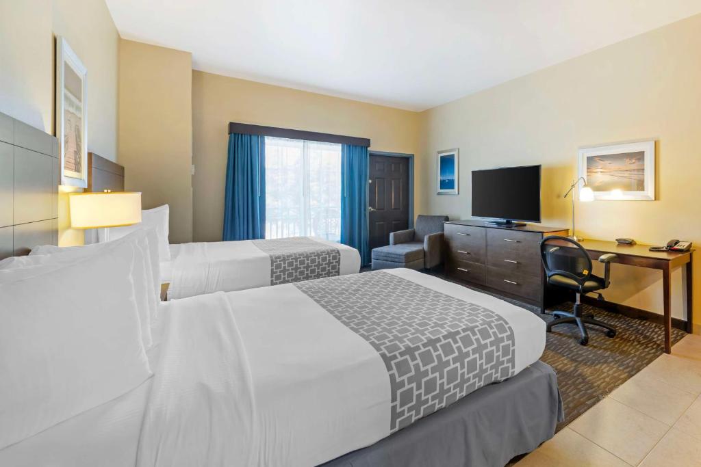 Suite Two Queen Beds Non Smoking