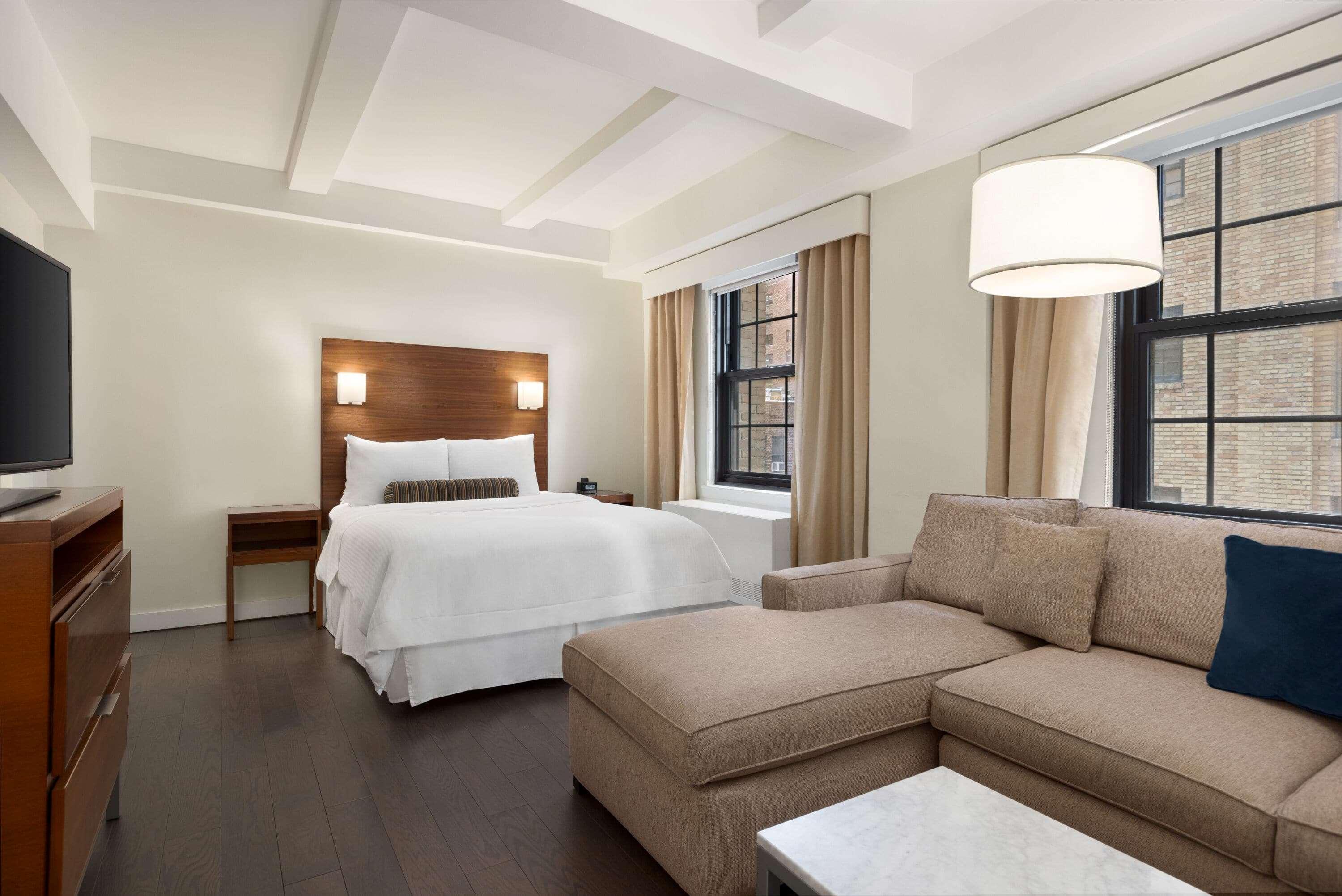 Studio Queen Size Bed