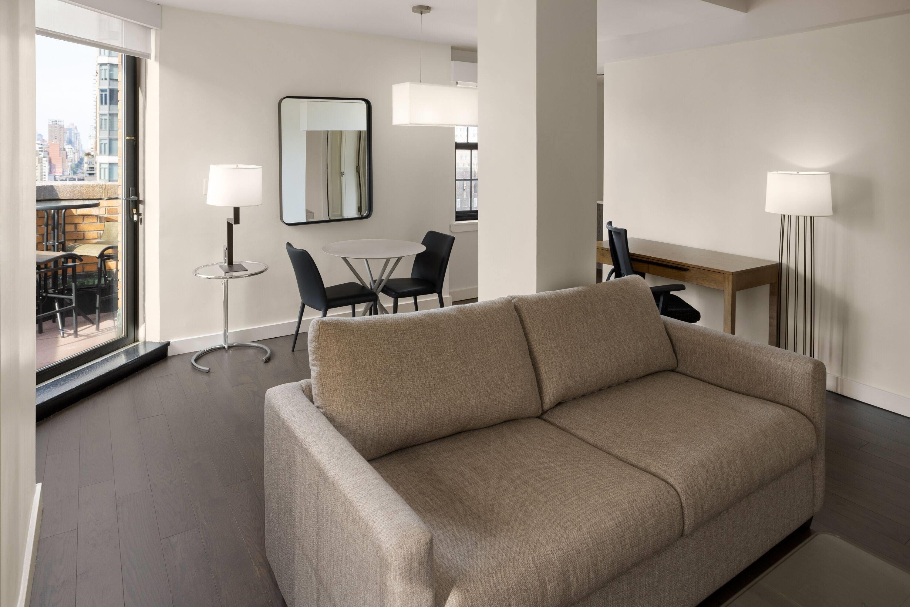 Apartment Queen Size Bed