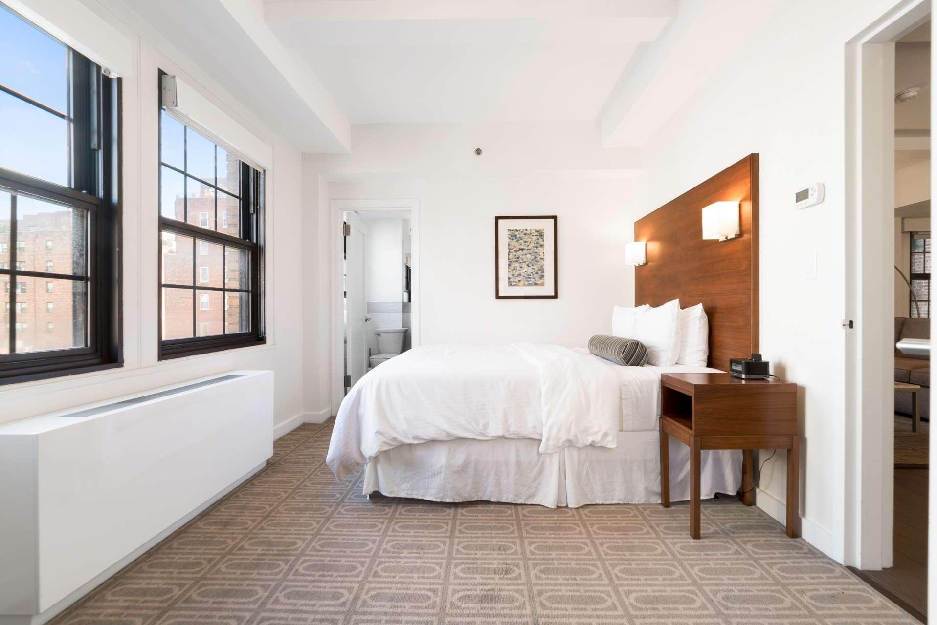 Apartment Queen Size Bed