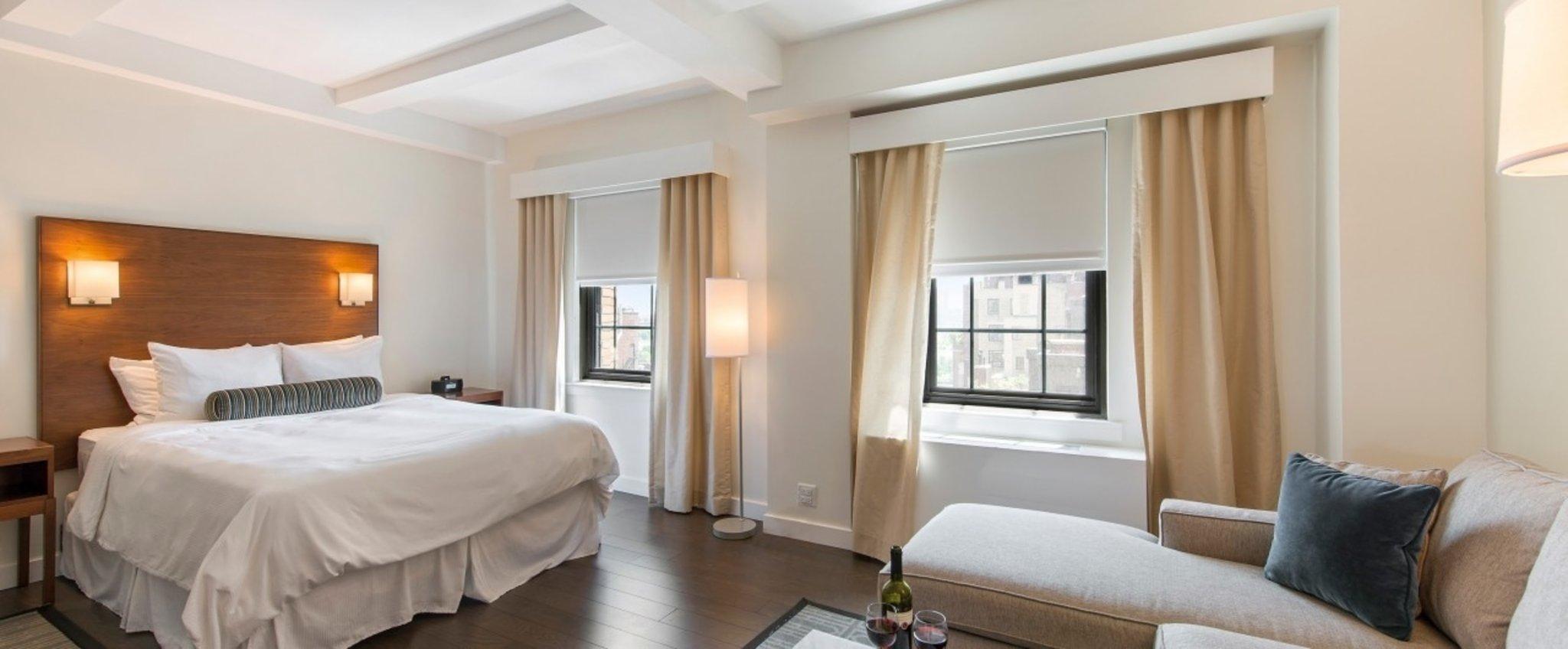 Studio Queen Size Bed