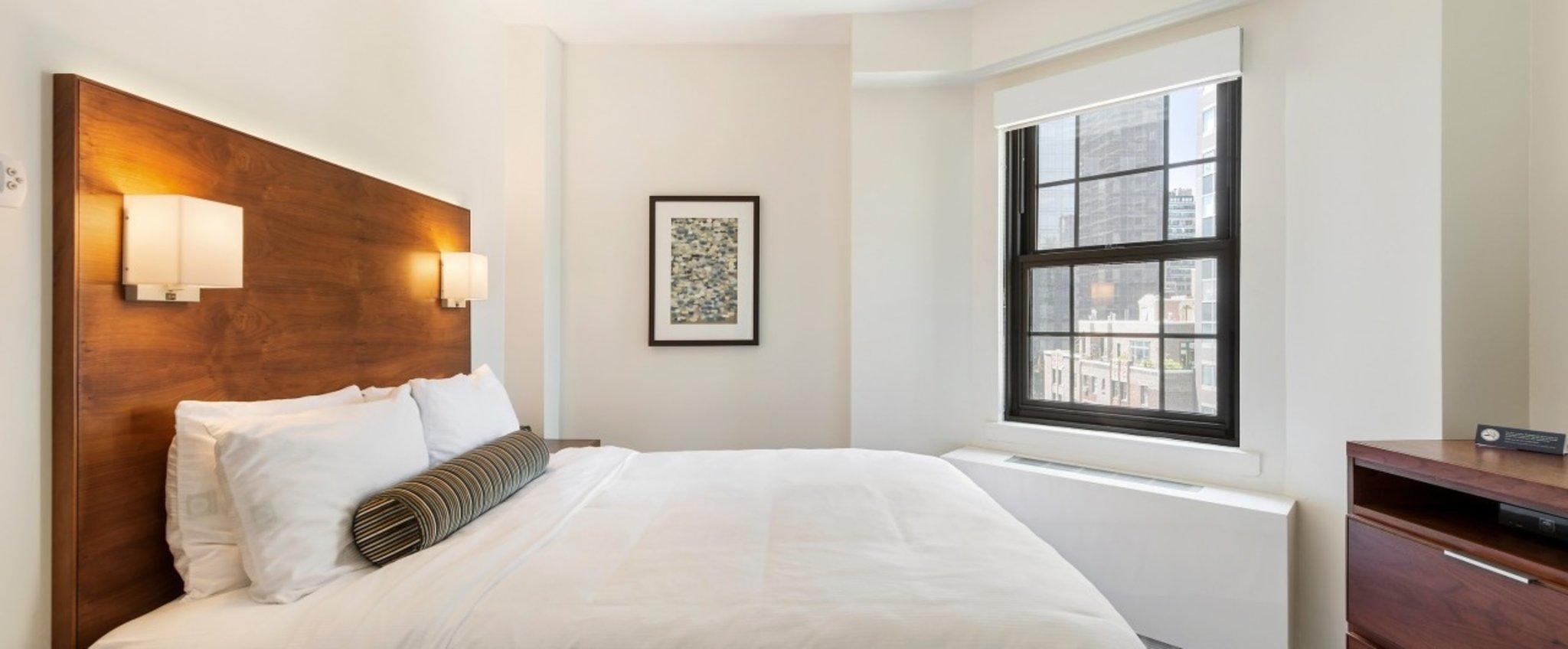 Studio Queen Size Bed