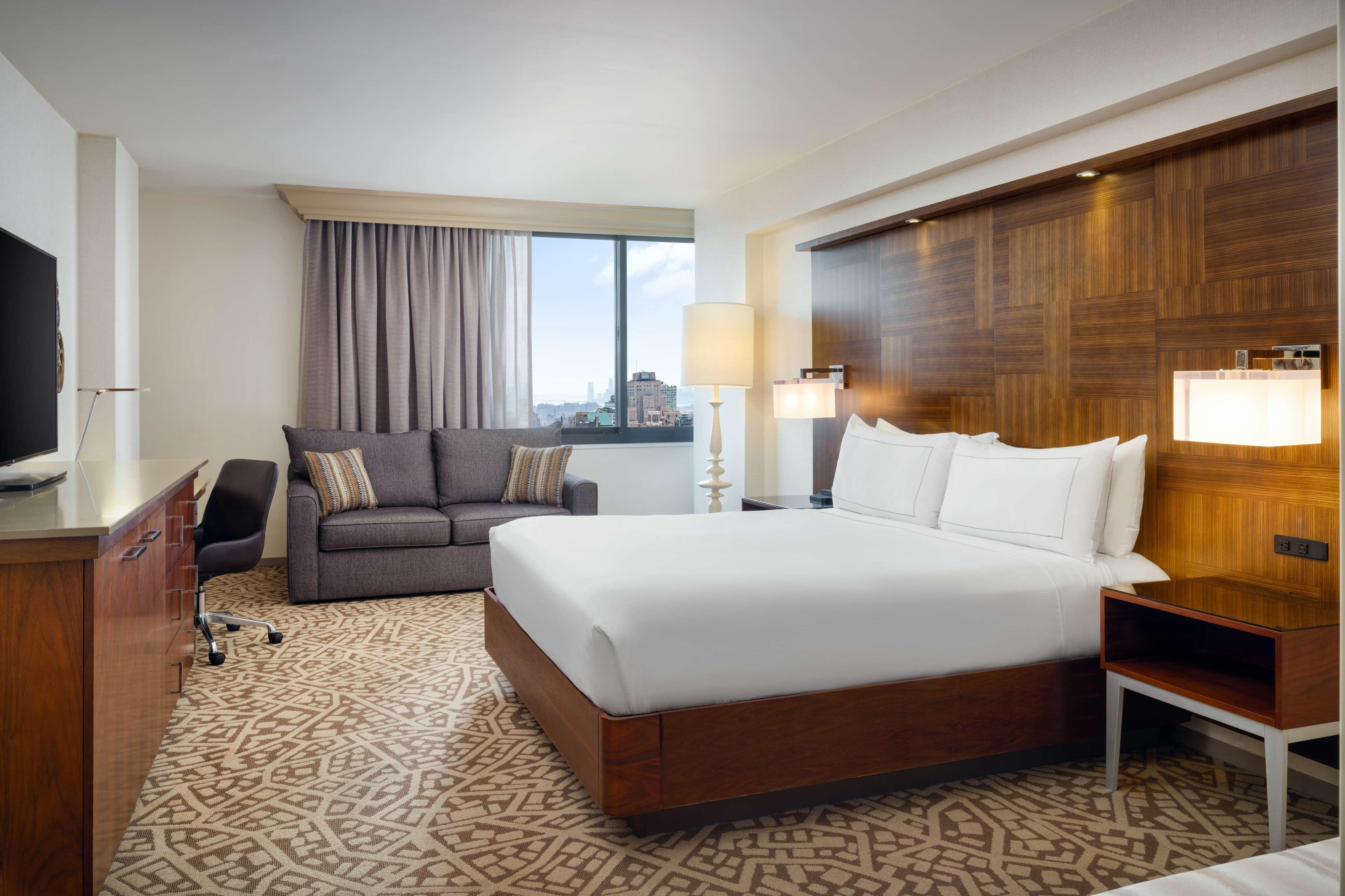 Studio King Size Bed