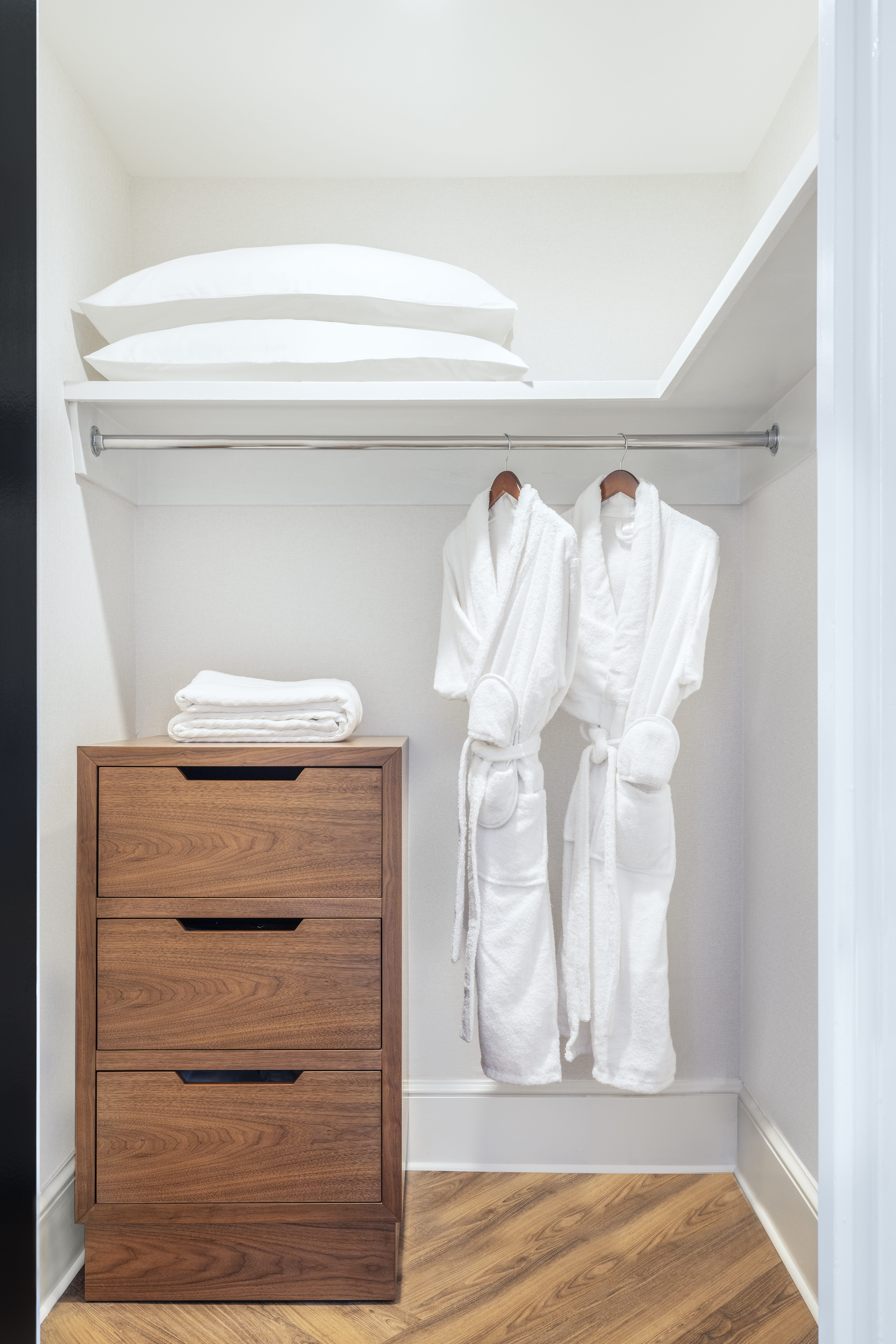 Suite Queen Size Bed