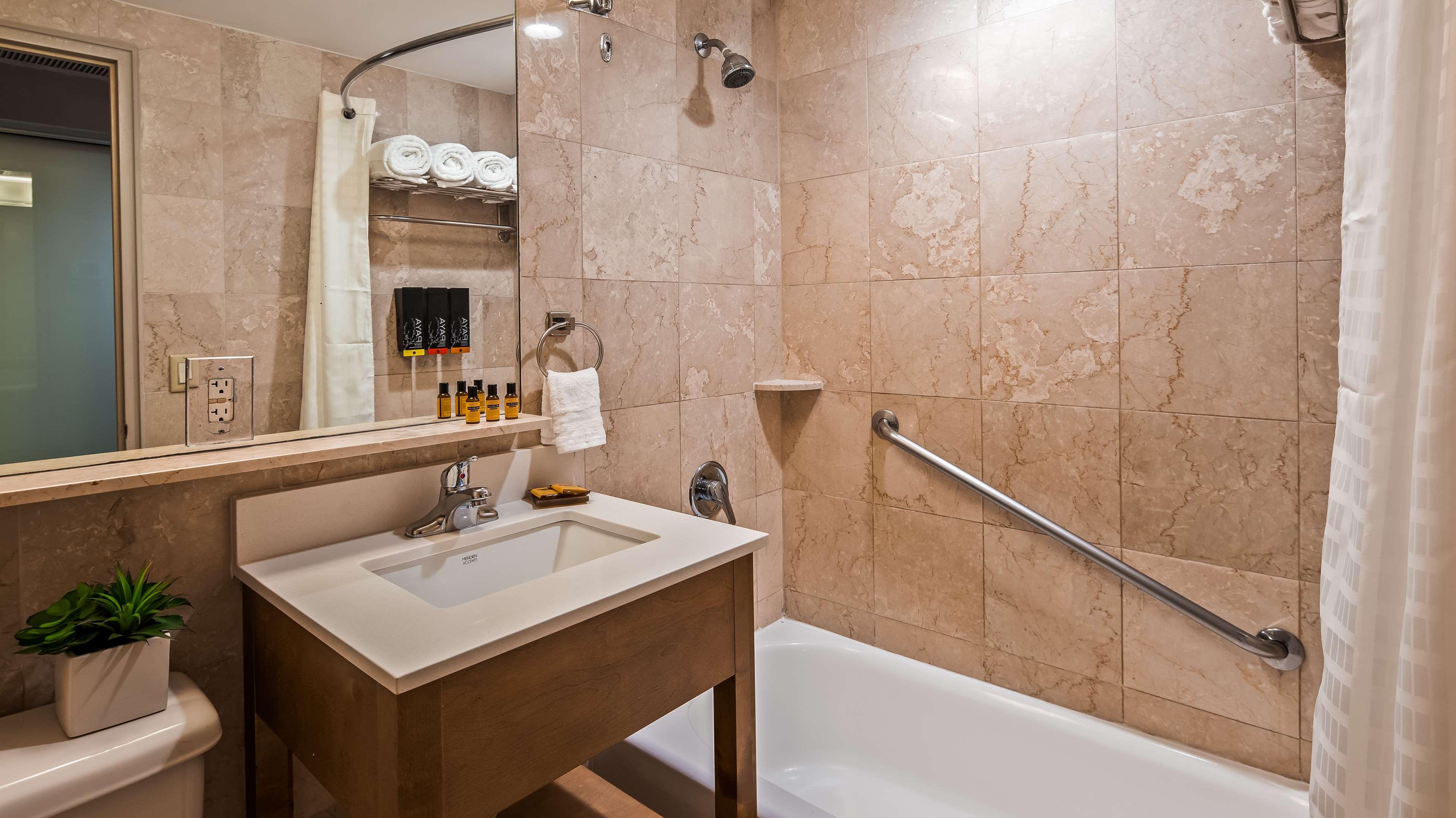 Room Two Double Beds Non Smoking