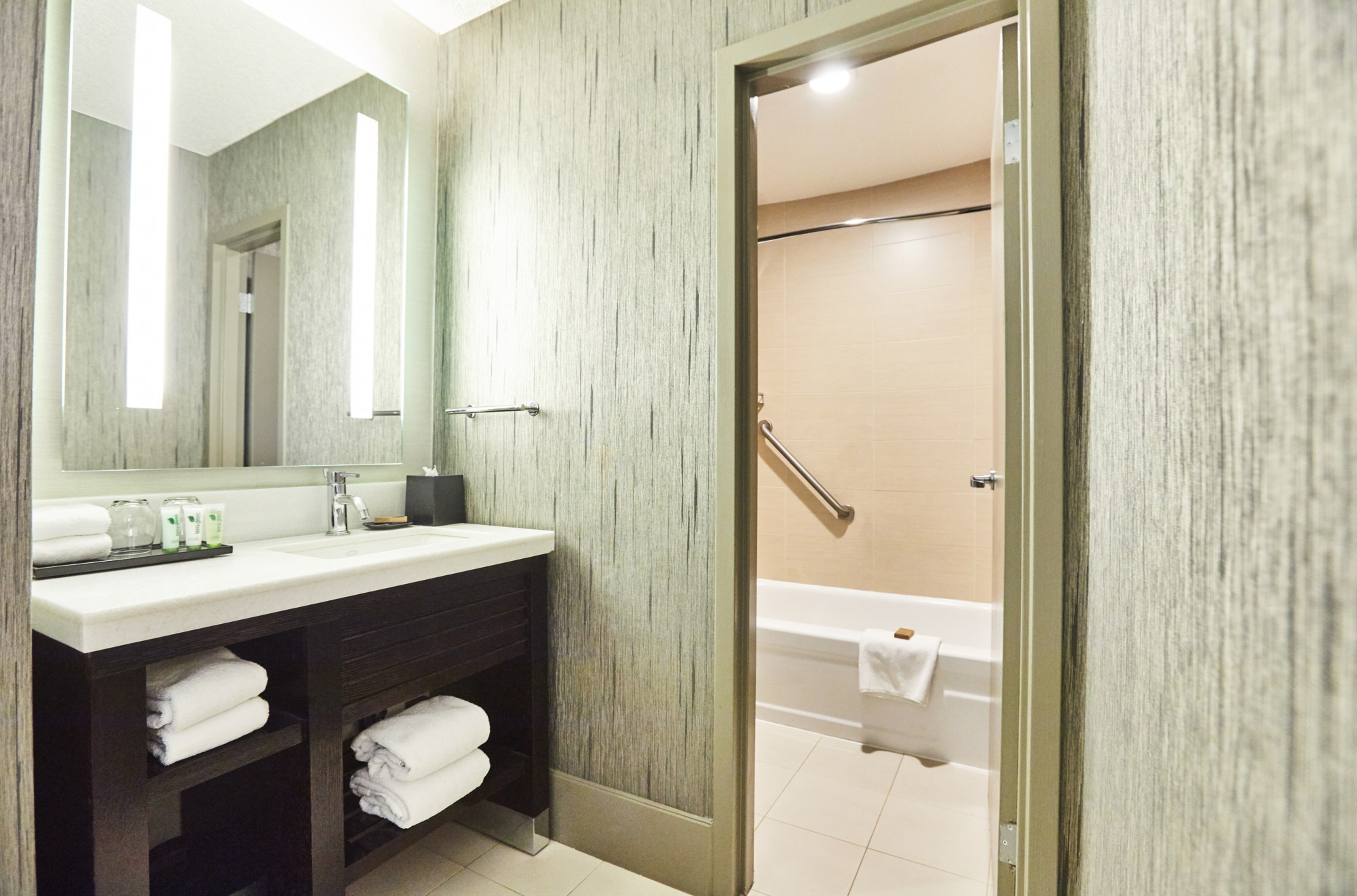 Room Deluxe Queen Bed