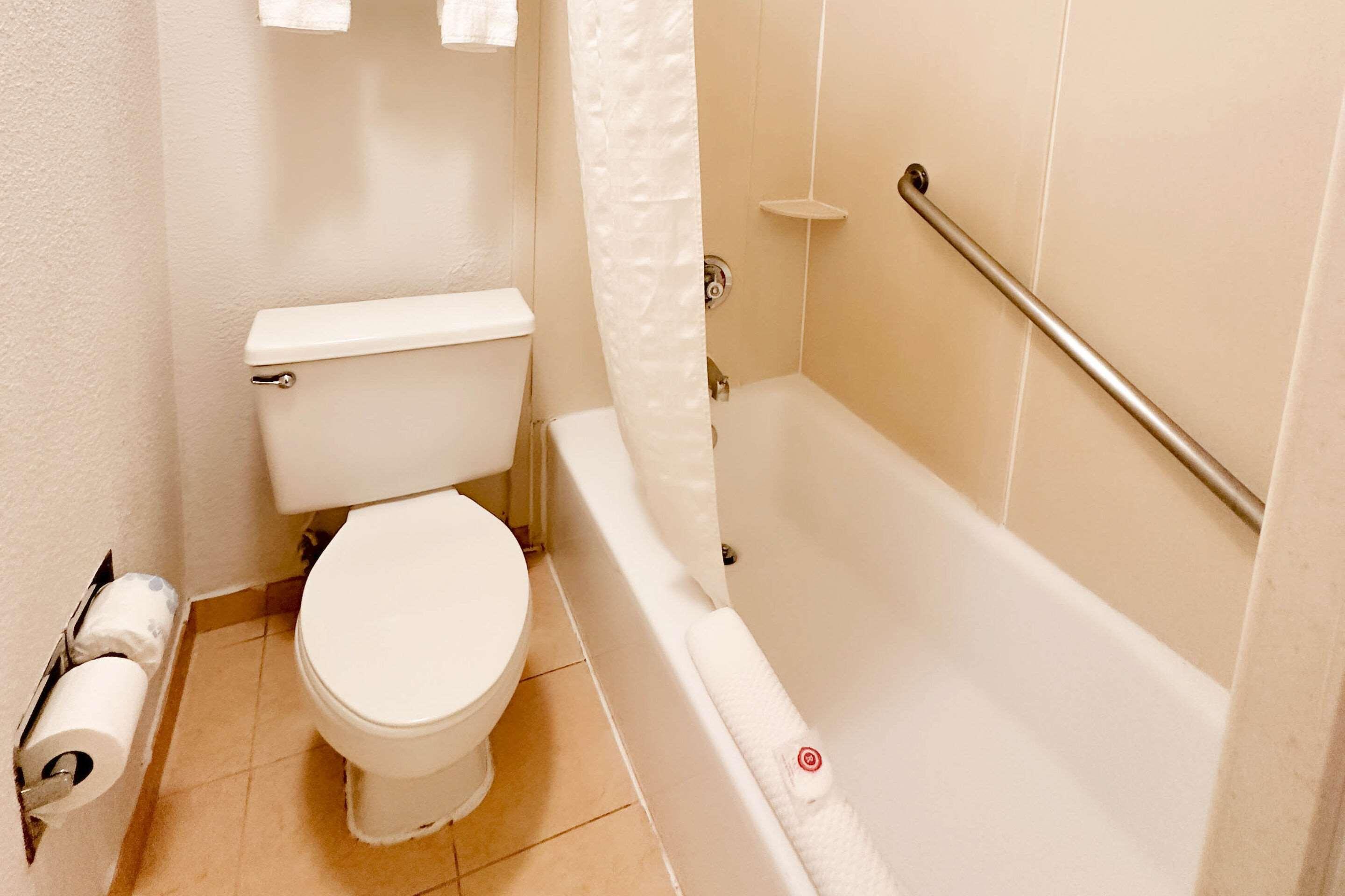 Suite Two Queen Beds Non Smoking