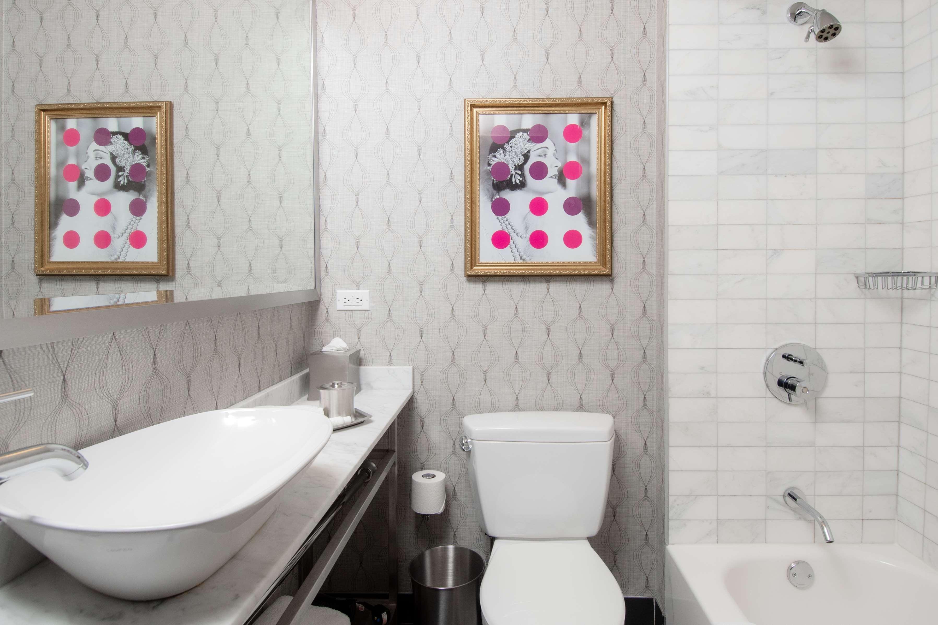 Double Deluxe Two Double Beds