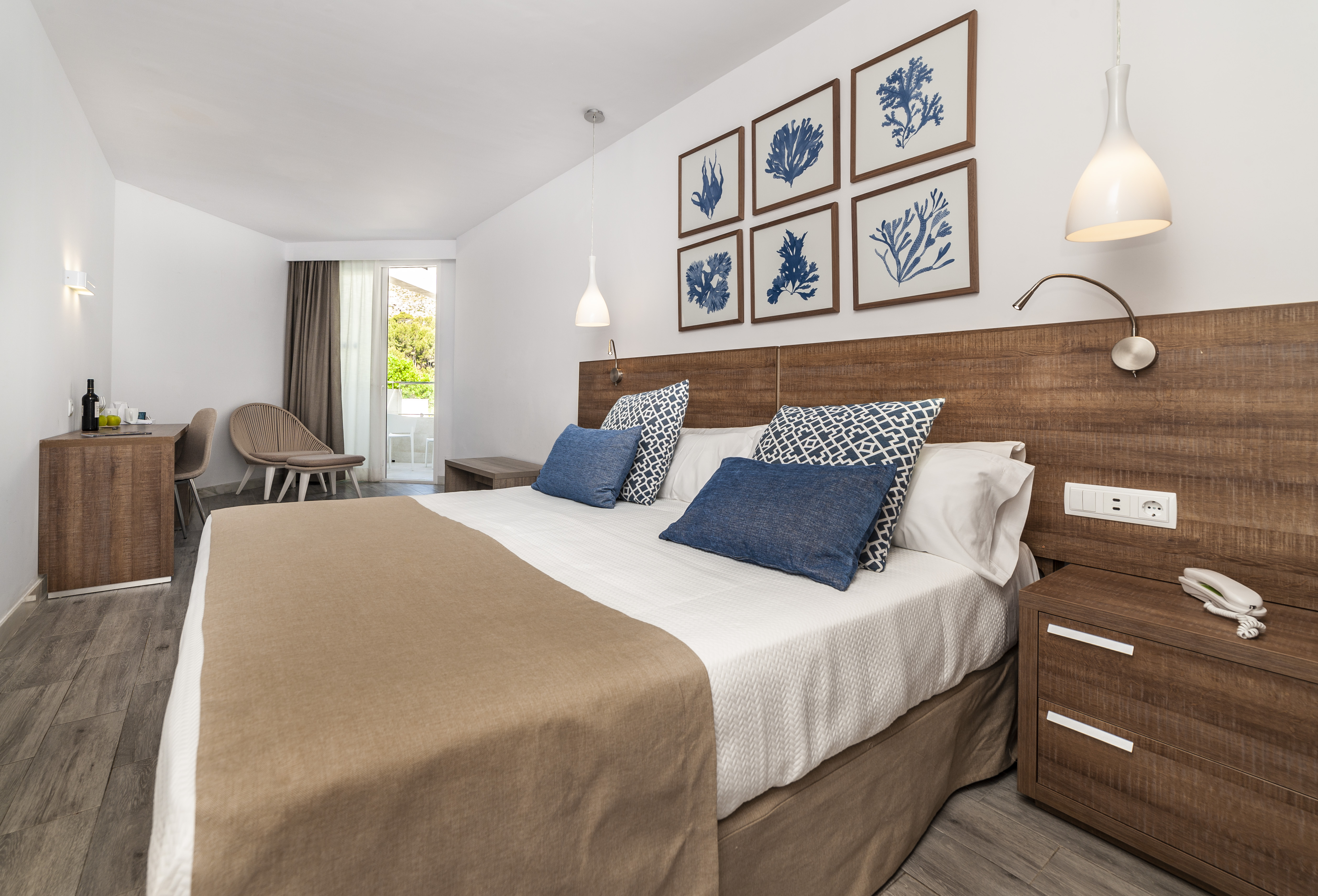 Double or Twin Standard