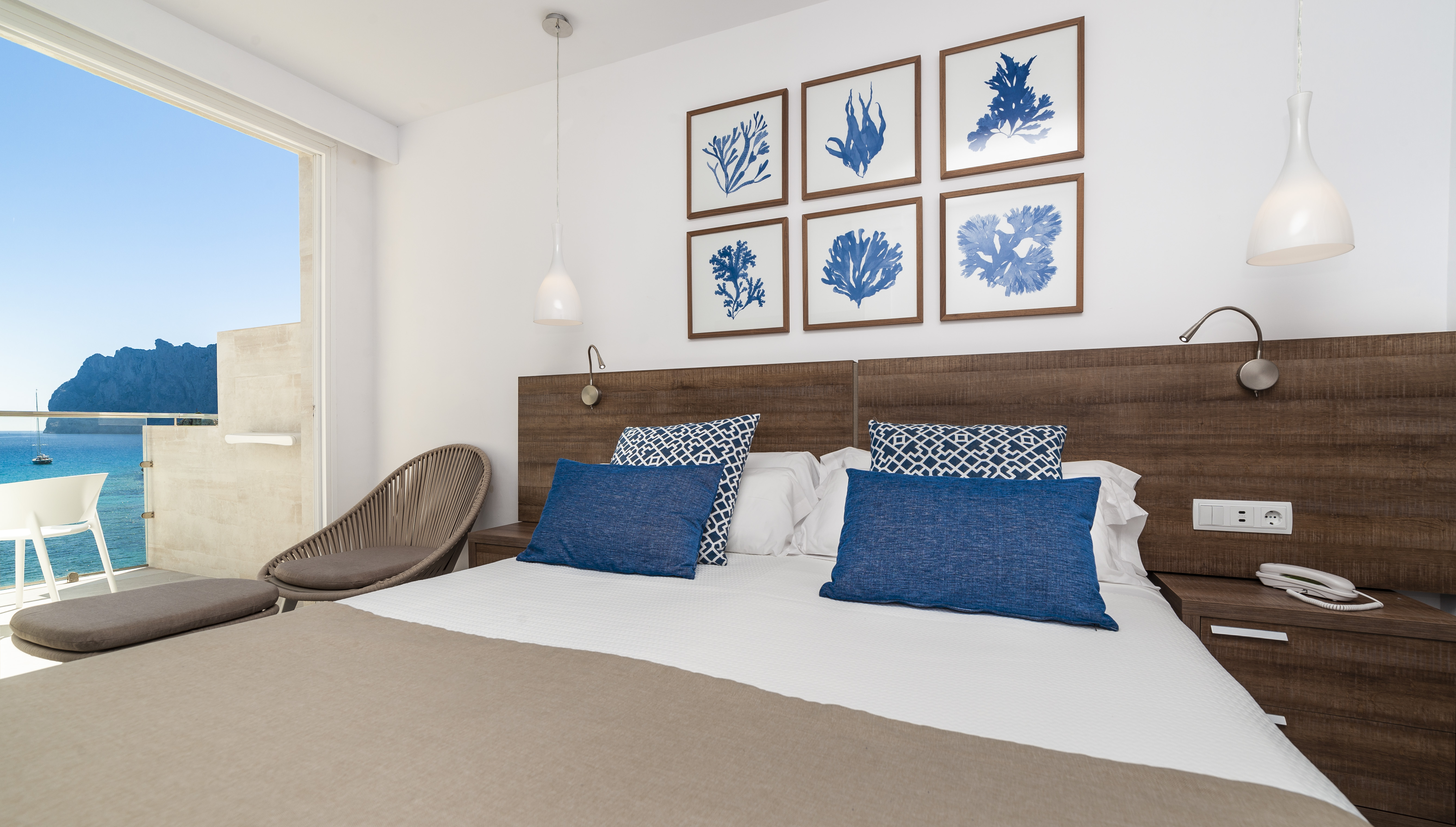 Double or Twin Sea View