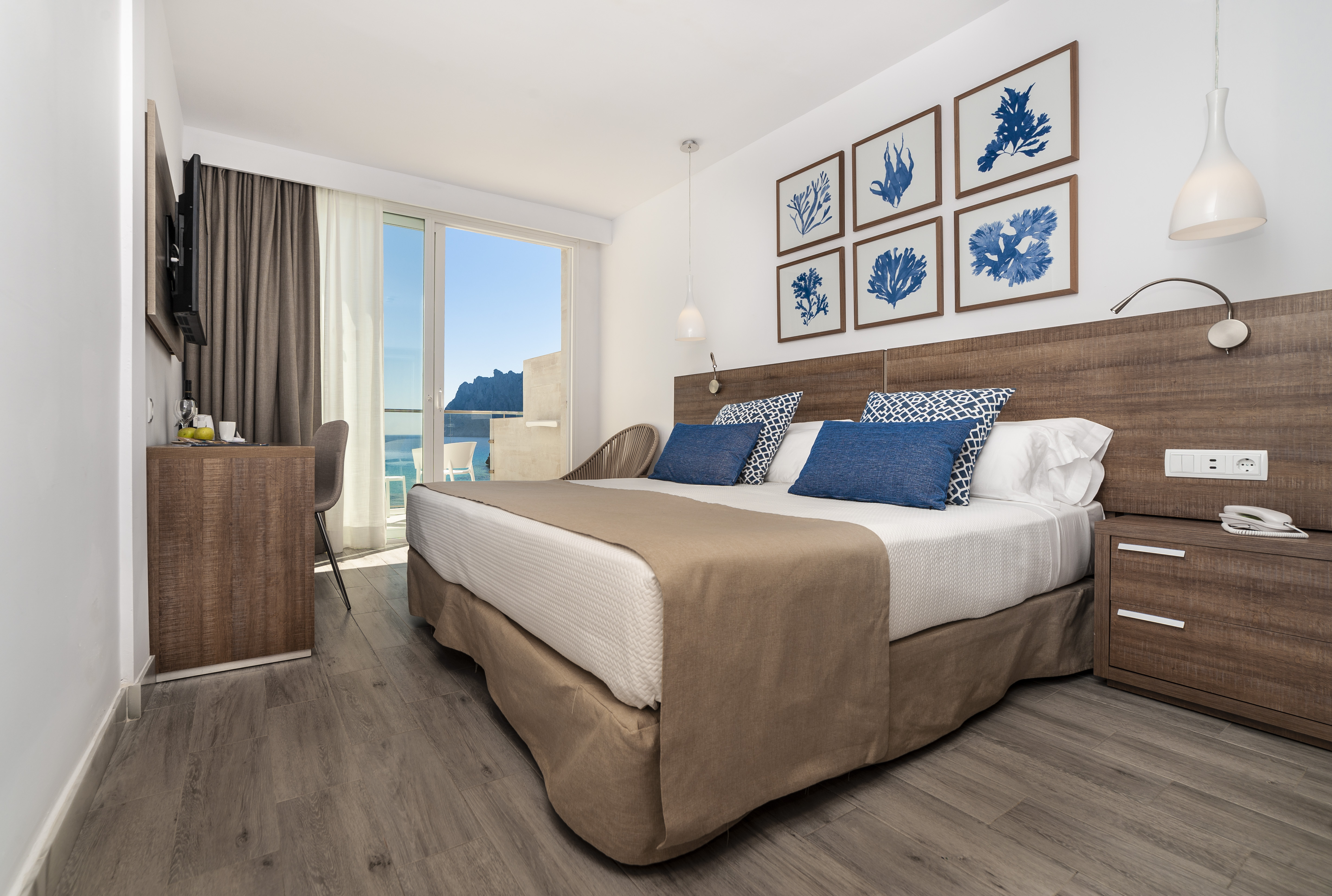 Double or Twin Sea View