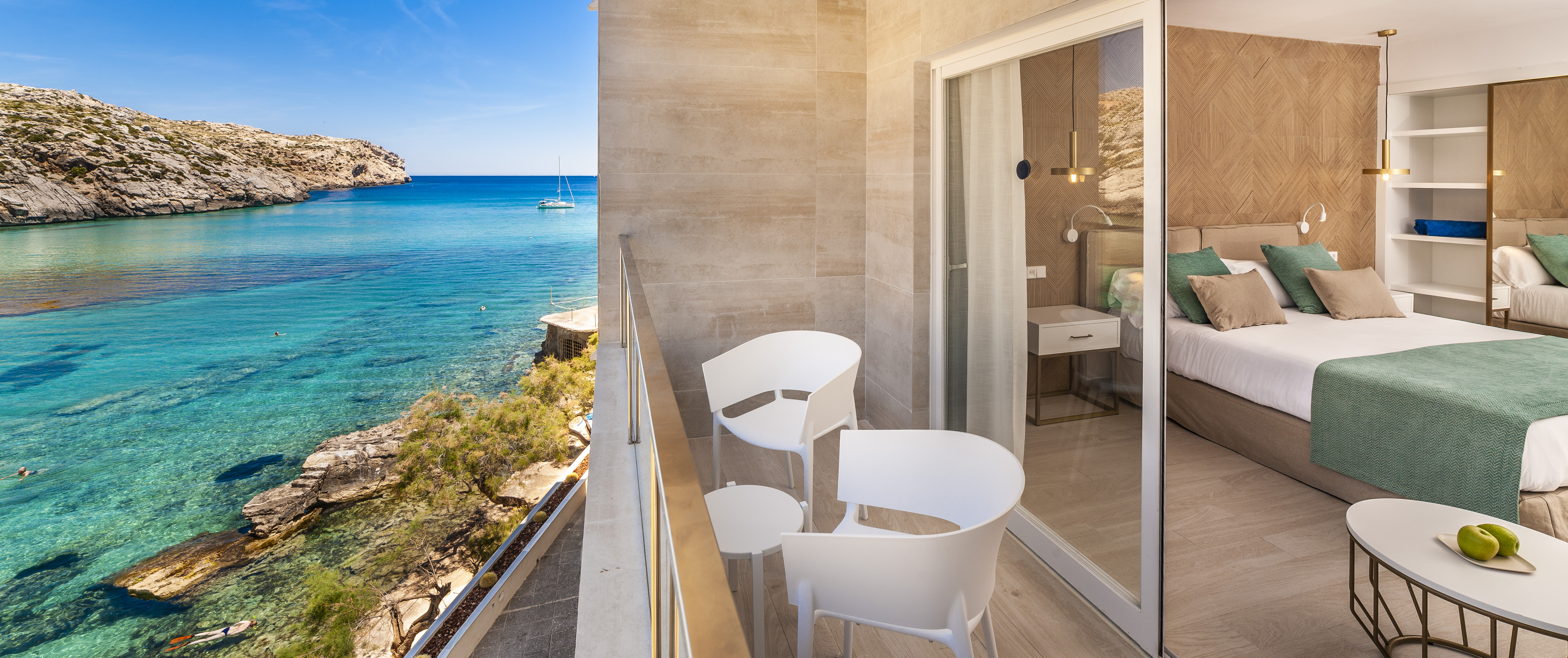 Double or Twin Deluxe Sea View