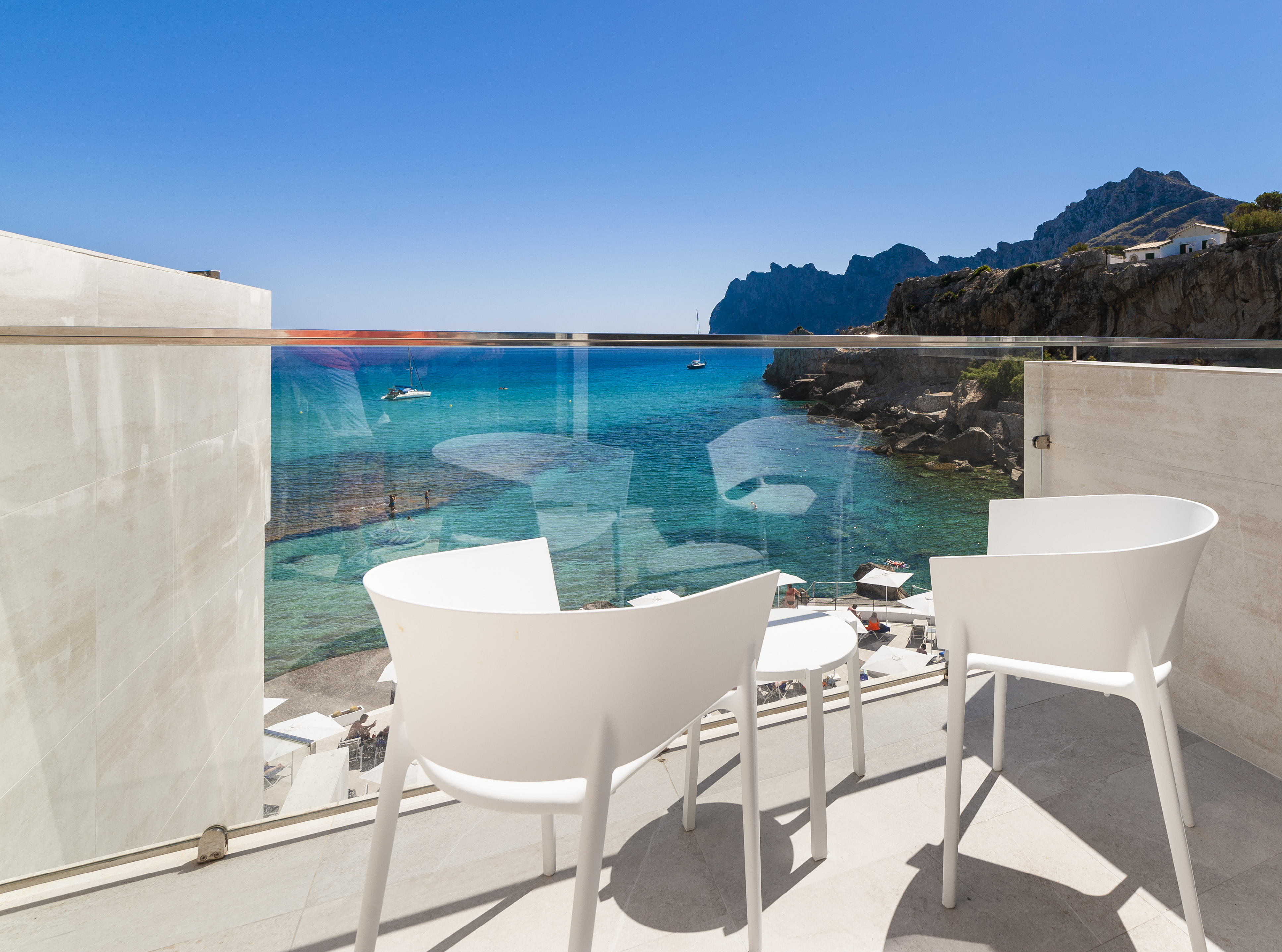 Double or Twin Sea View