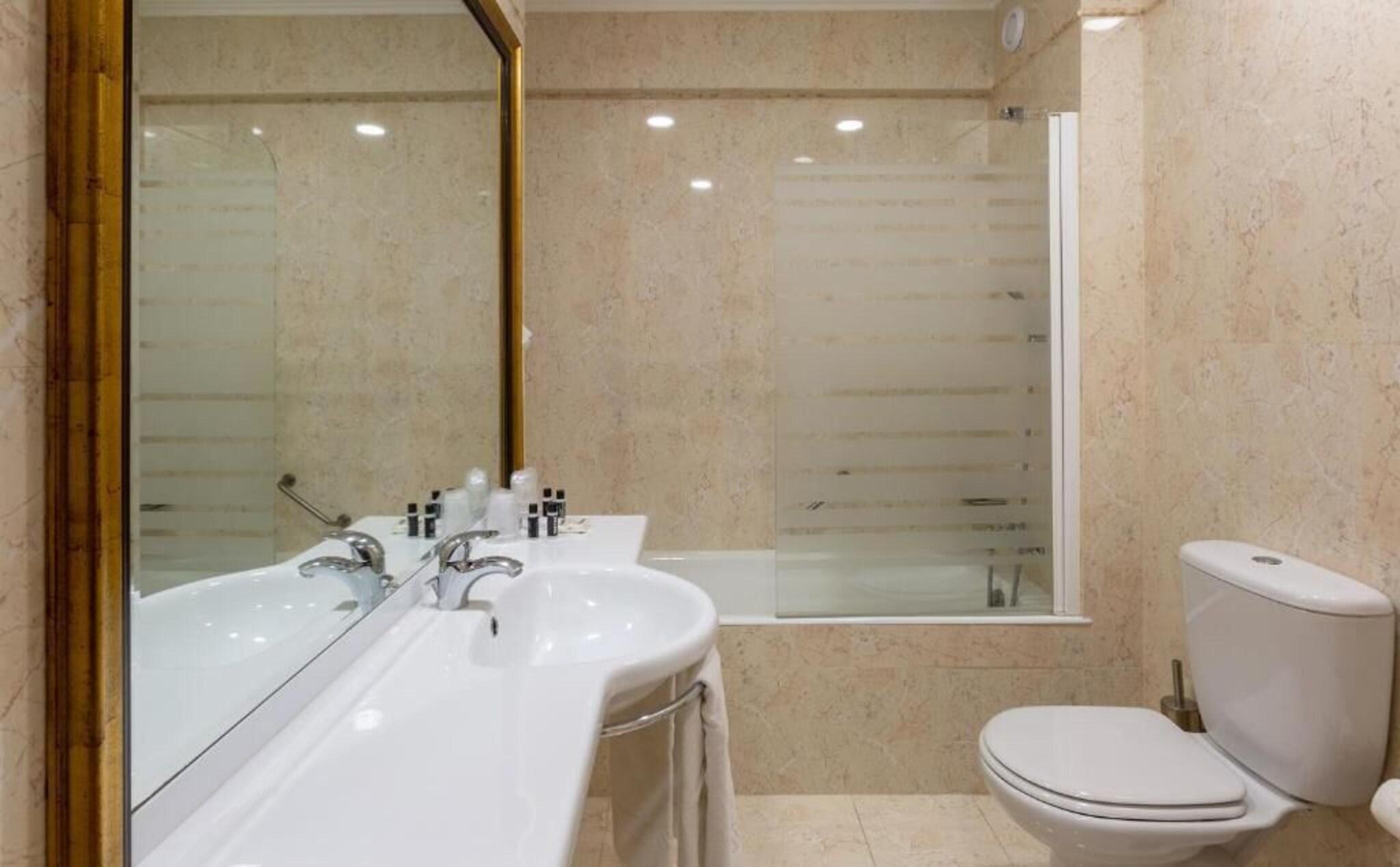 Suite with Double Bed