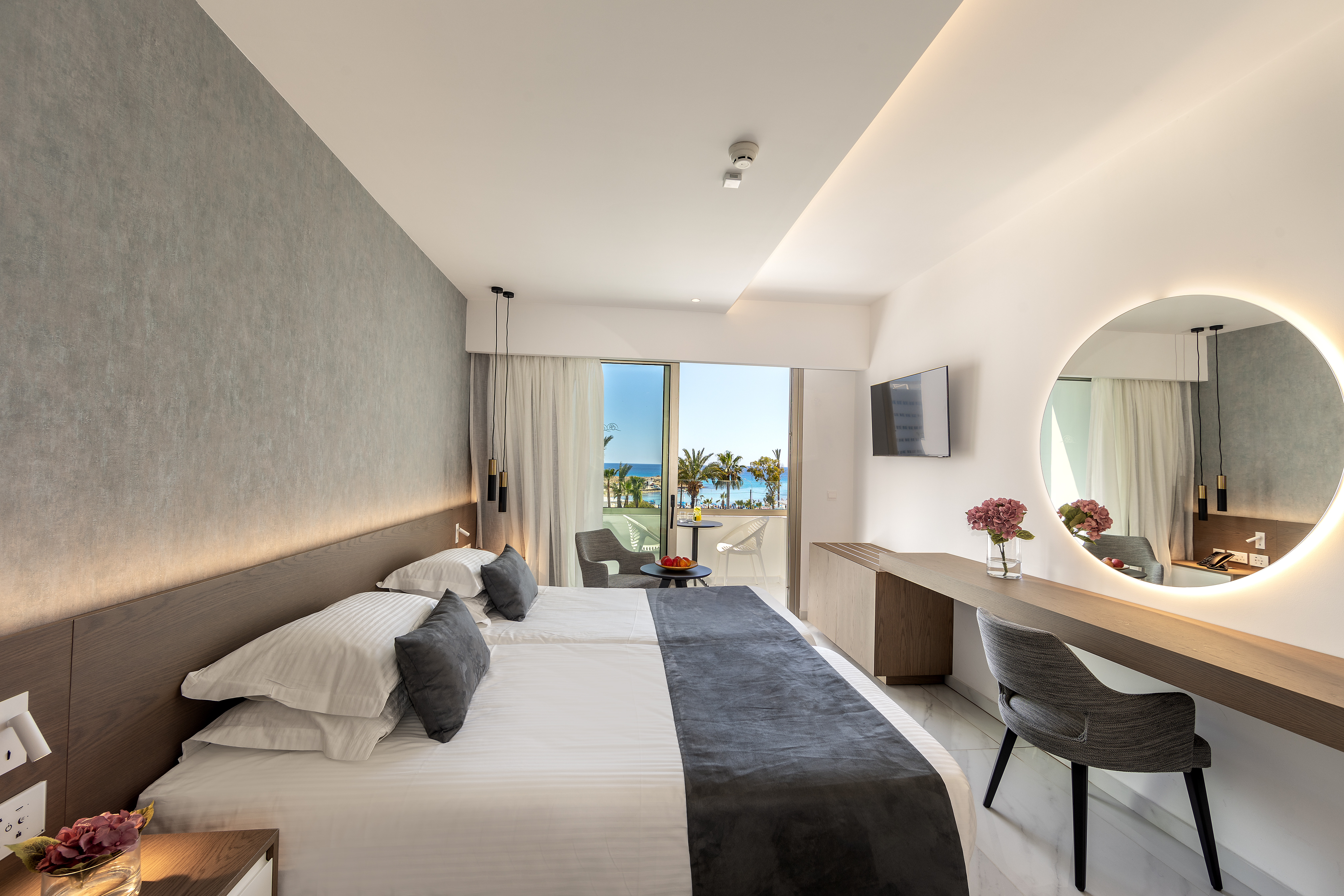 Family Room Side Sea View