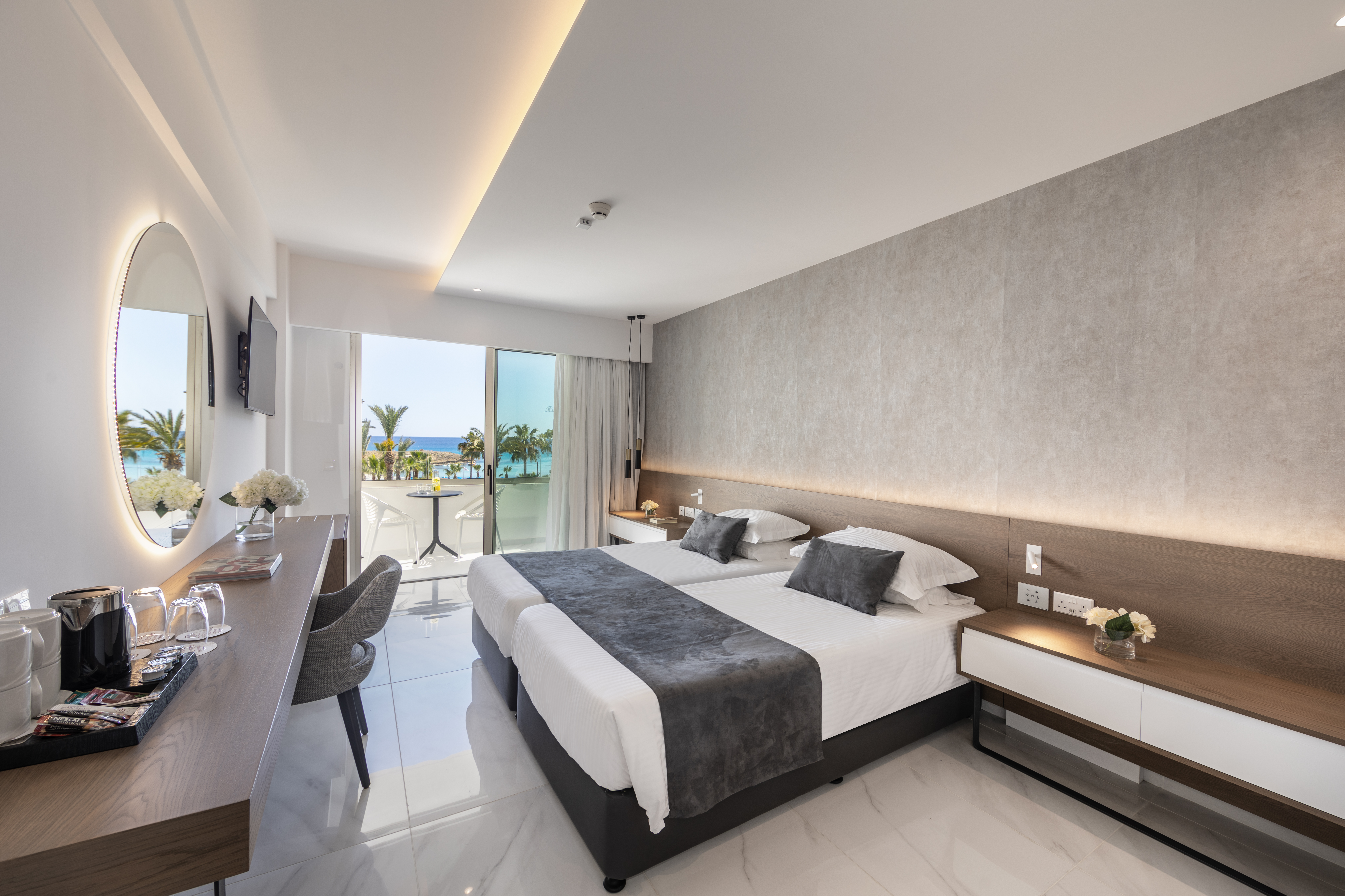 Family Room Side Sea View Two Bedrooms