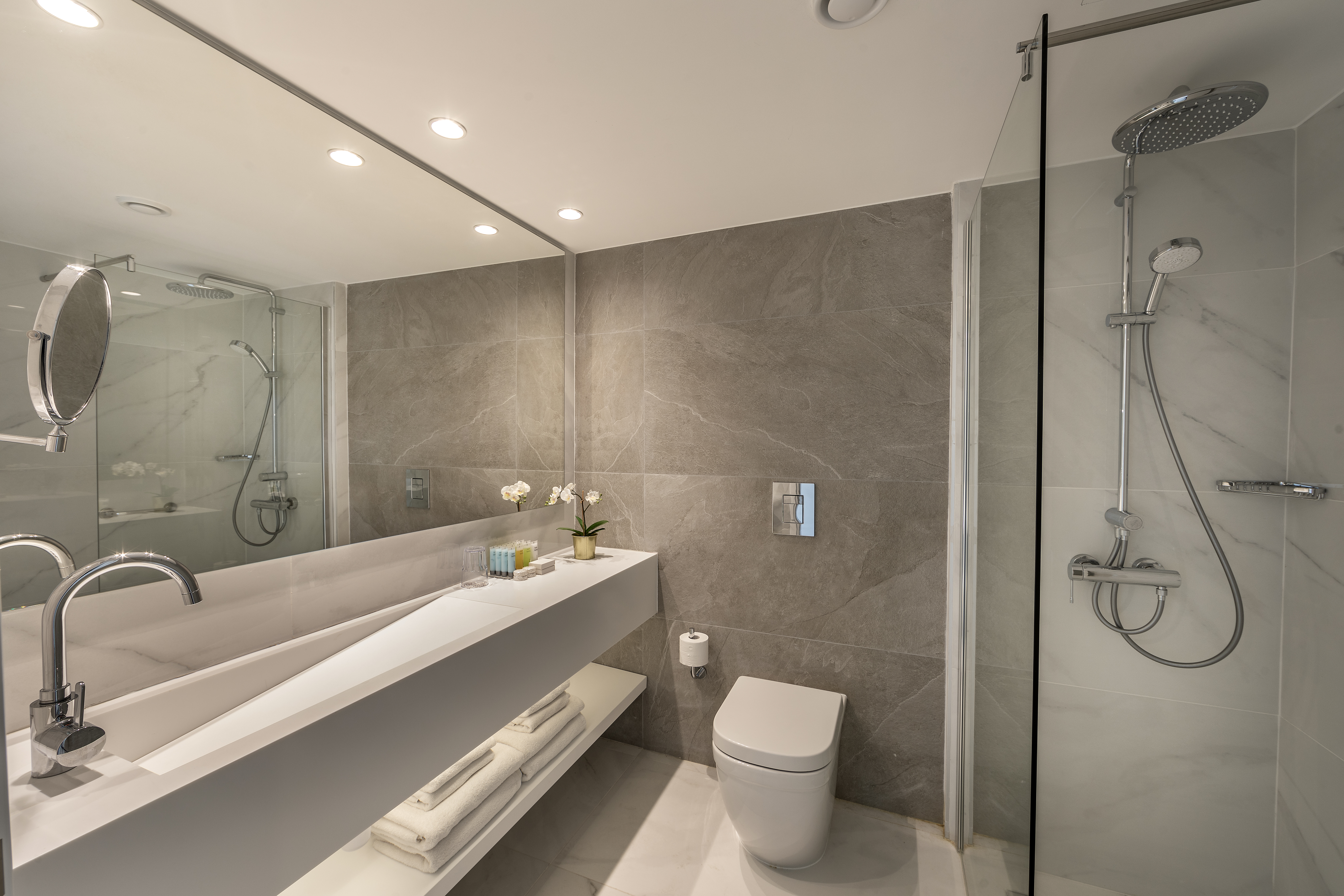 Family Room Side Sea View Two Bedrooms