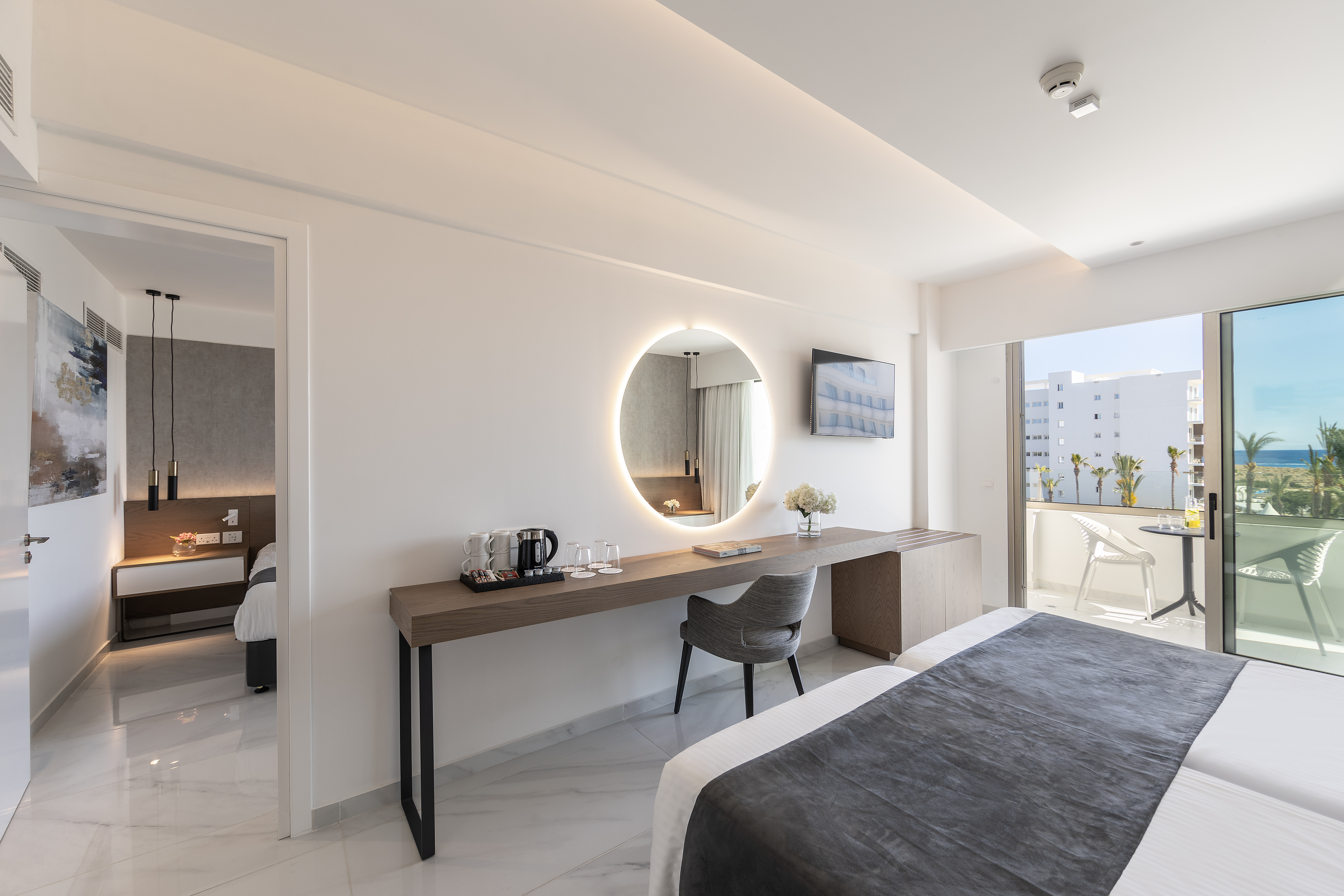 Family Room Side Sea View Two Bedrooms