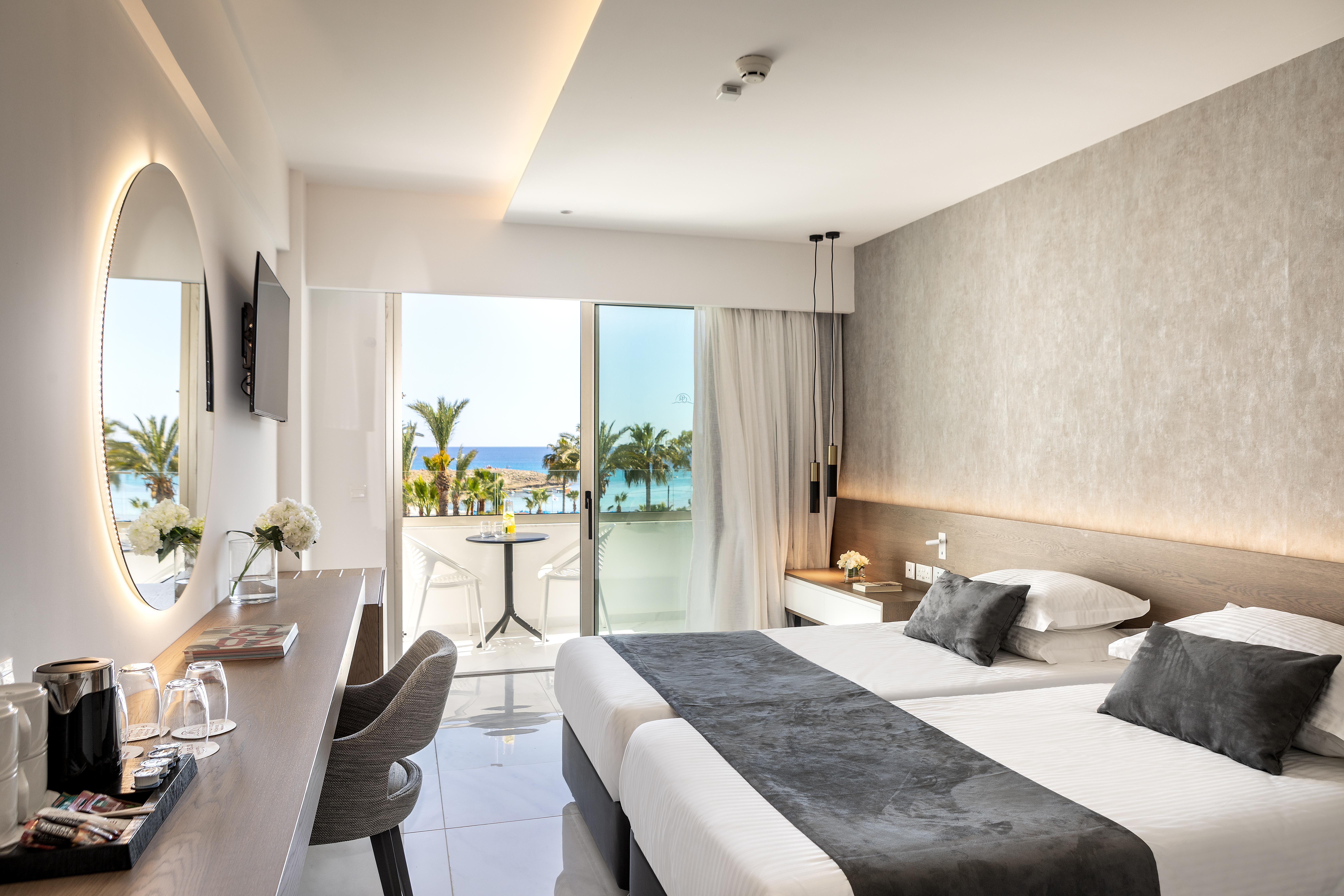 Family Room Side Sea View Two Bedrooms