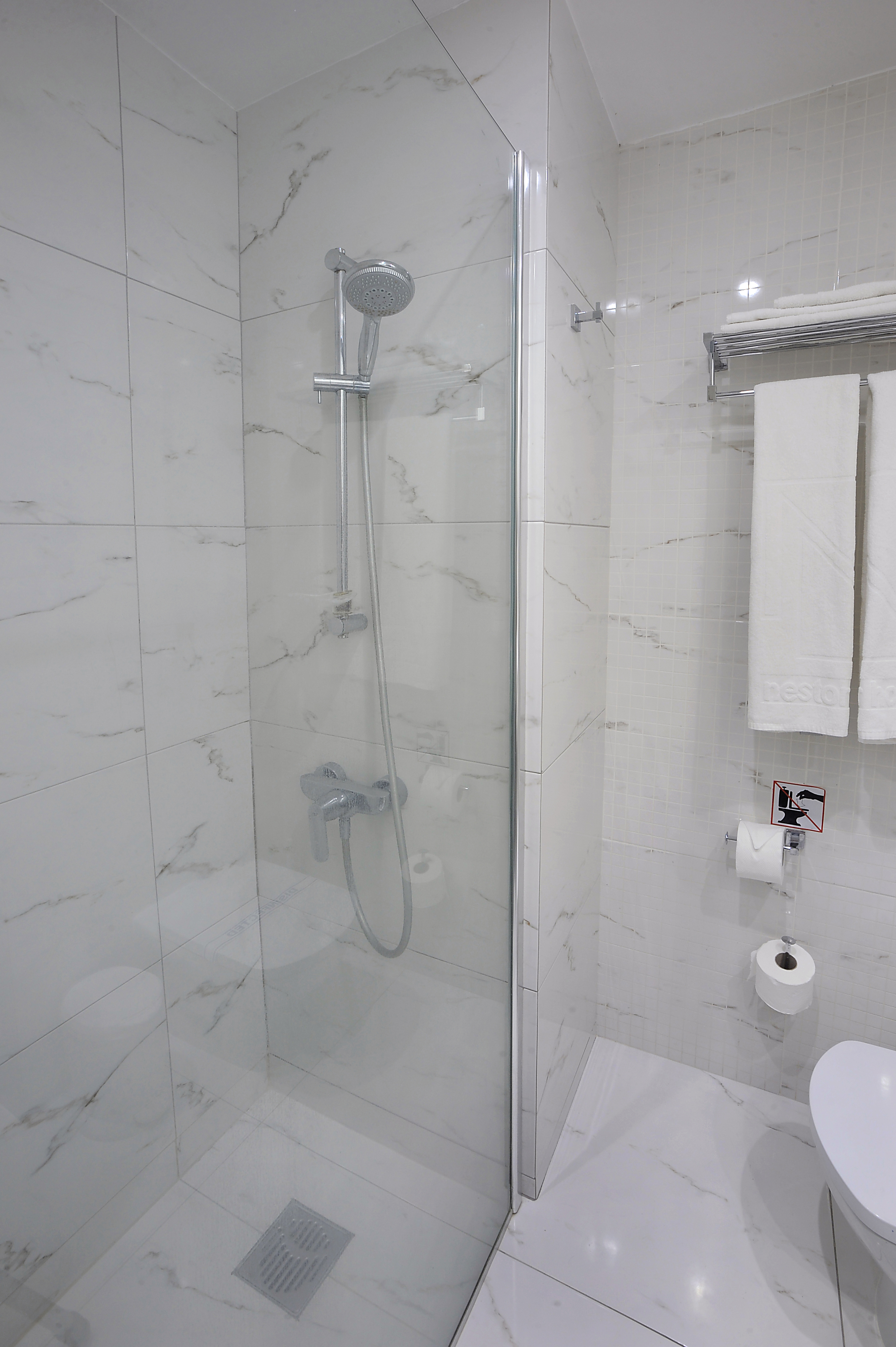 Twin Superior Side Sea View