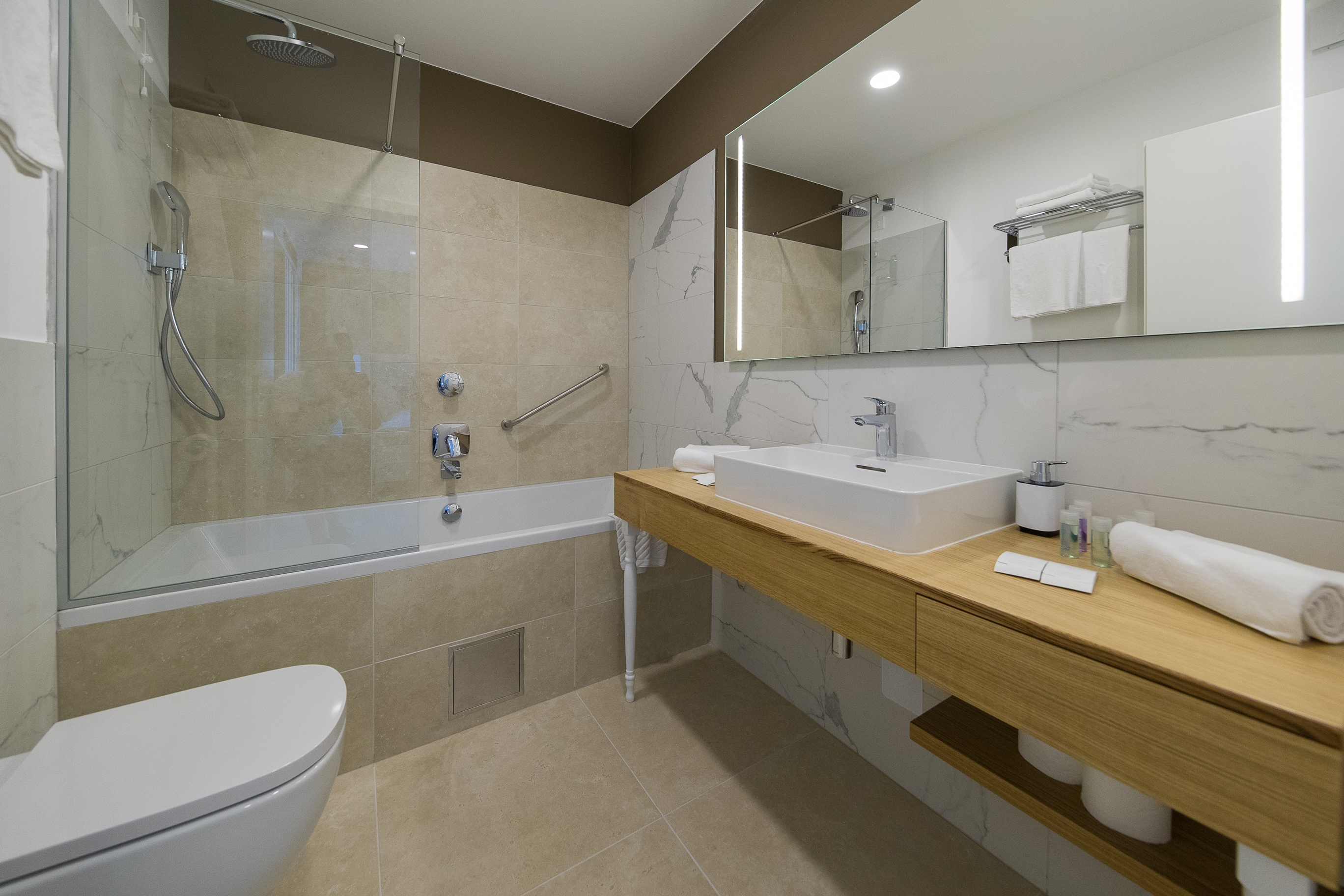 Suite Deluxe Two Bedroom