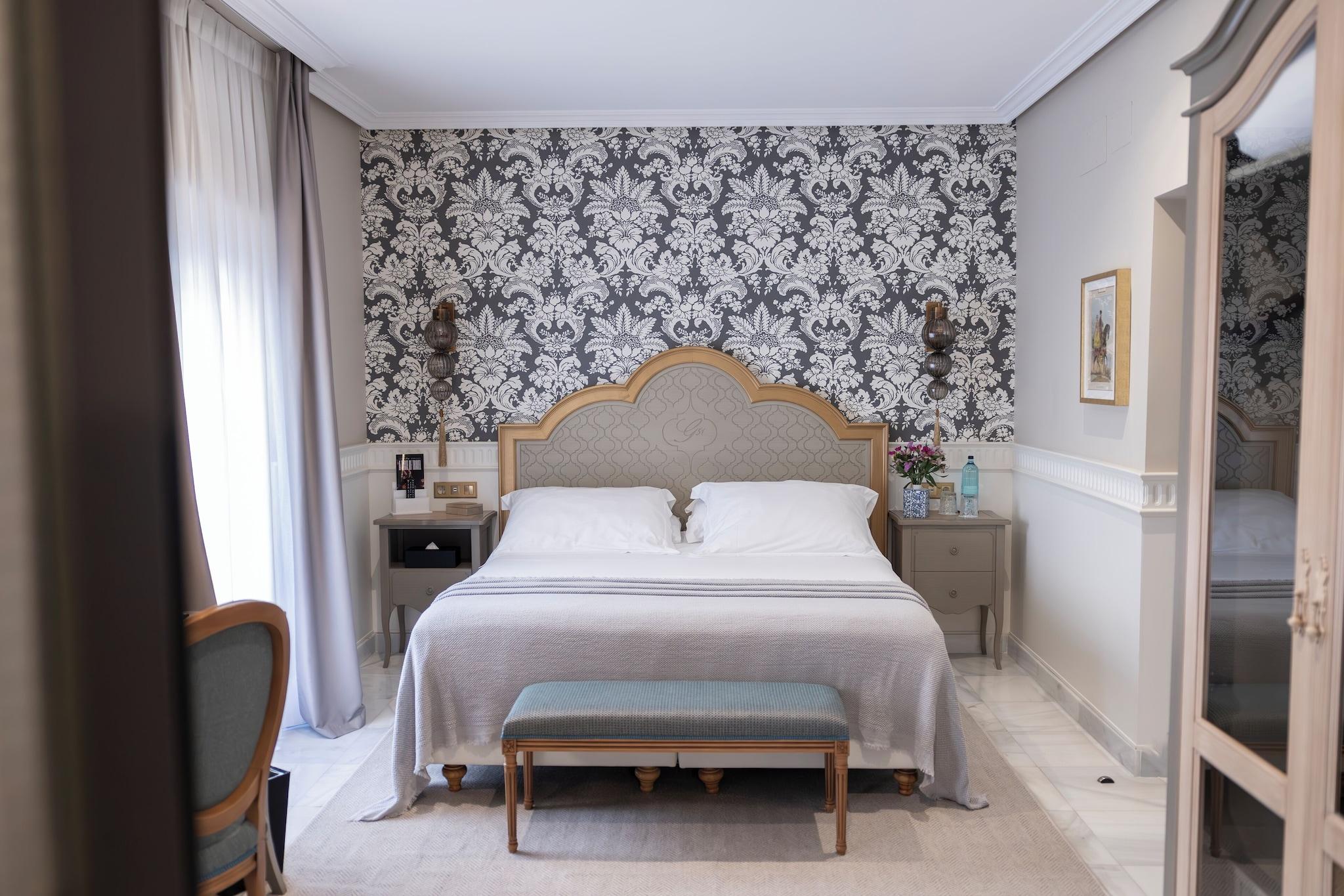 Double Deluxe King Bed