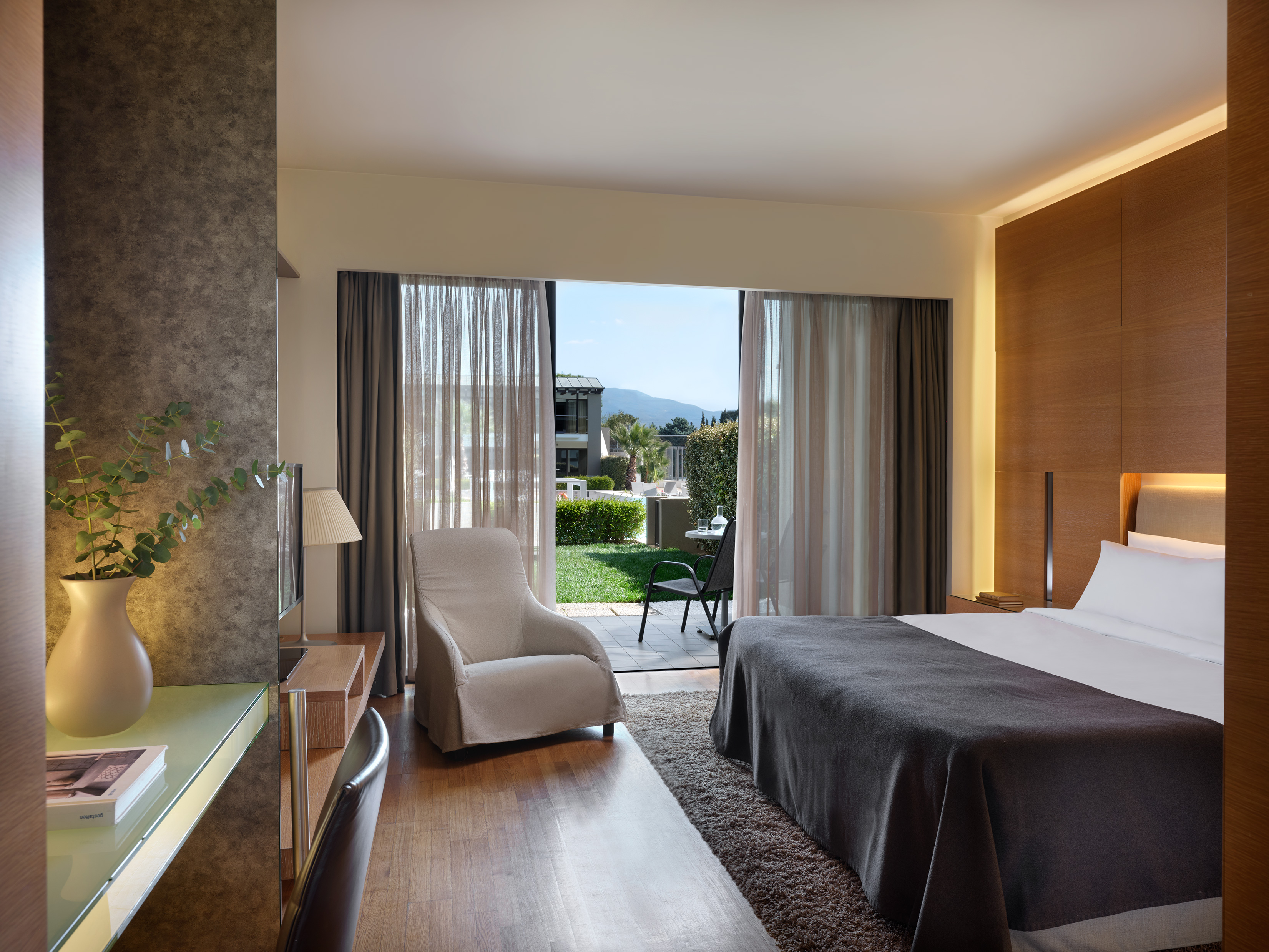 Double Superior Pool View