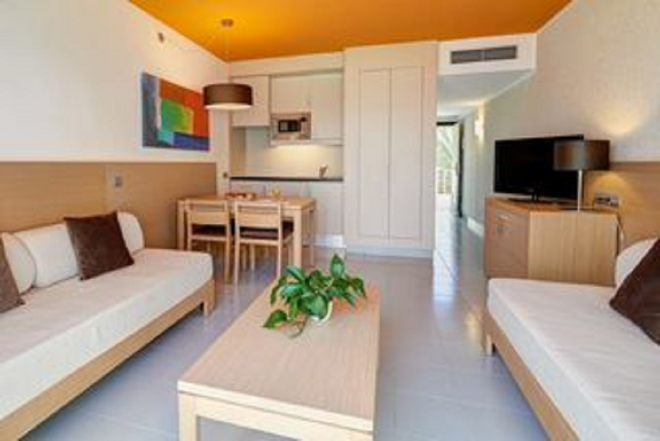 Apartment Capacity 3