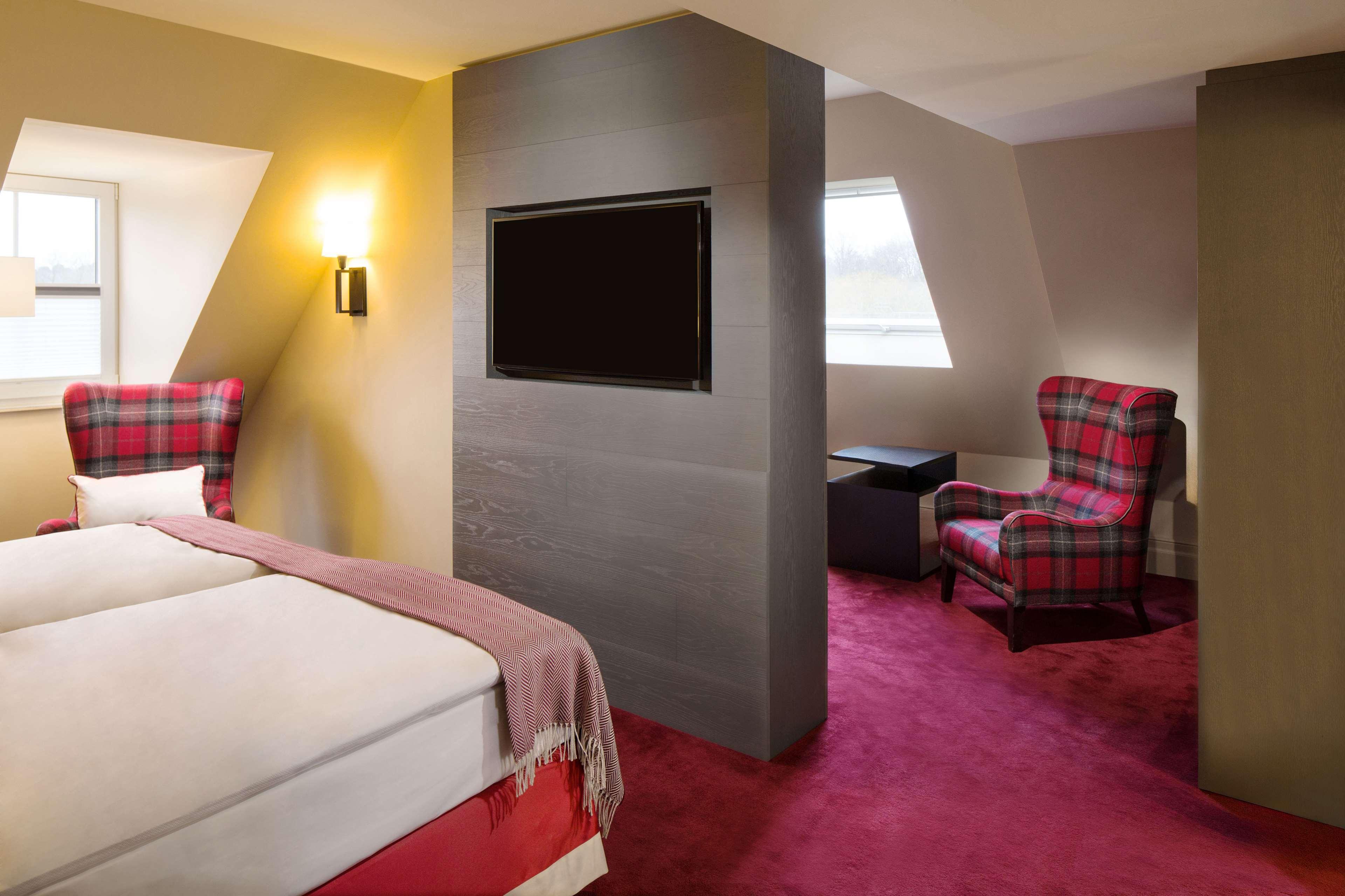 Junior Suite King Size Bed