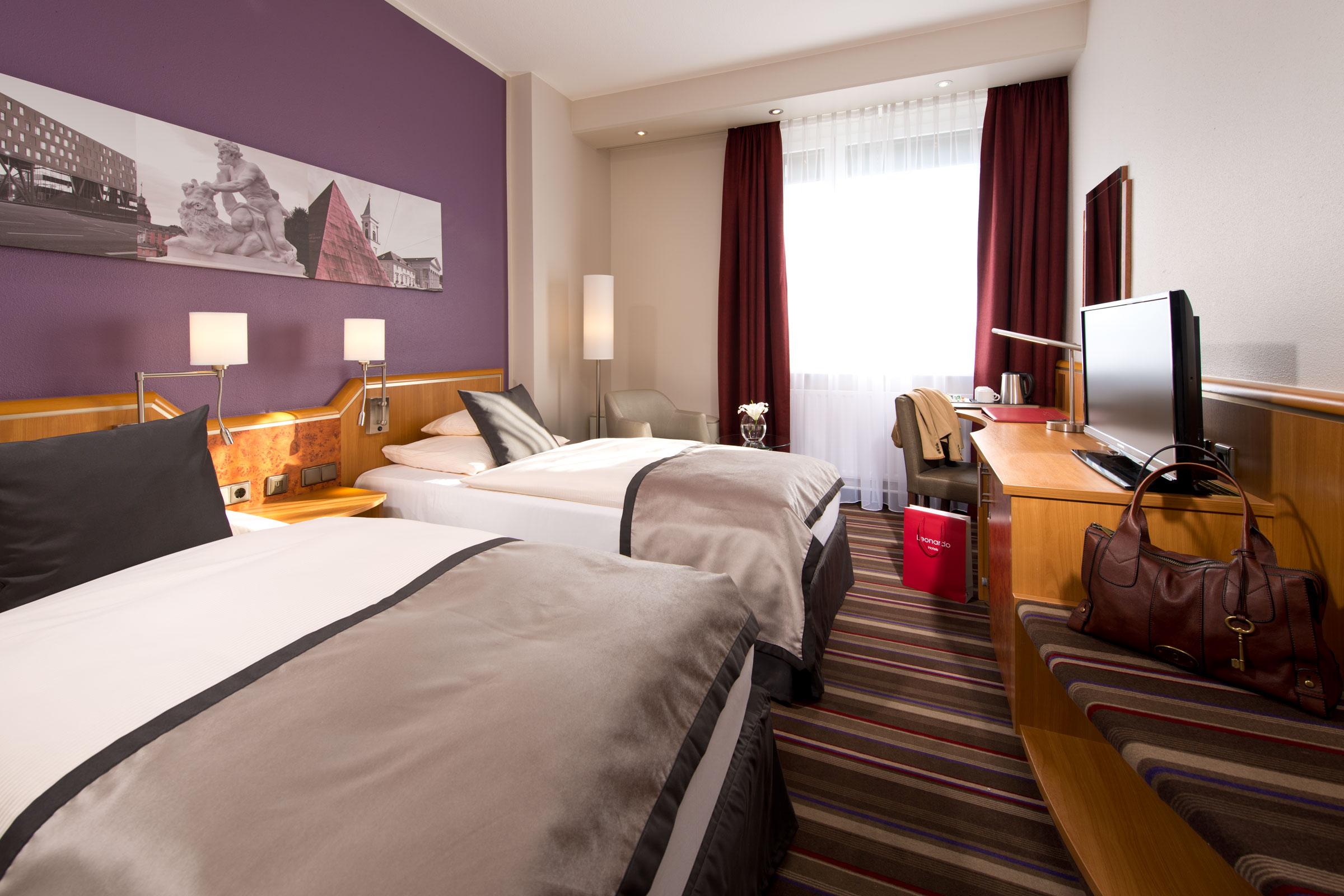 Double or Twin Standard