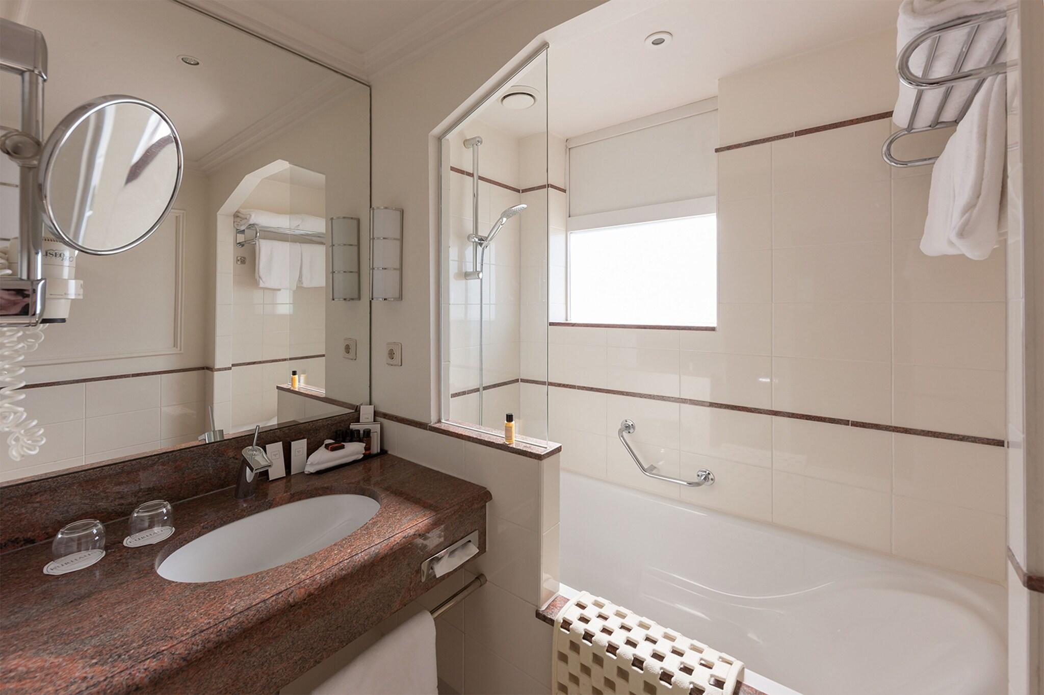 Double Executive King Bed