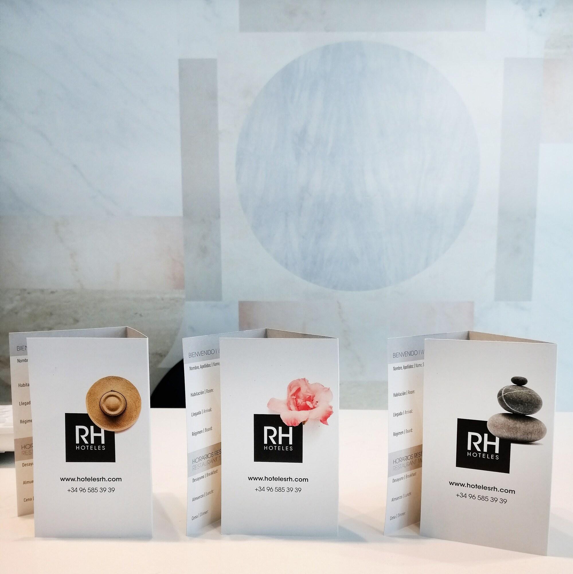 Double City View Queen Bed