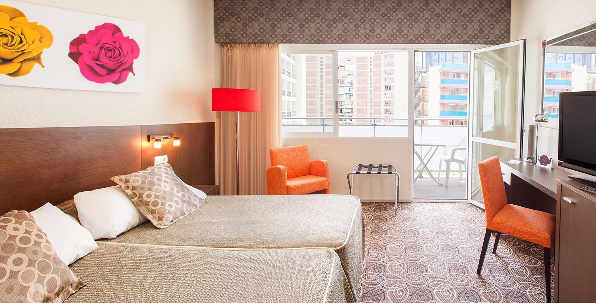 Double City View Queen Bed