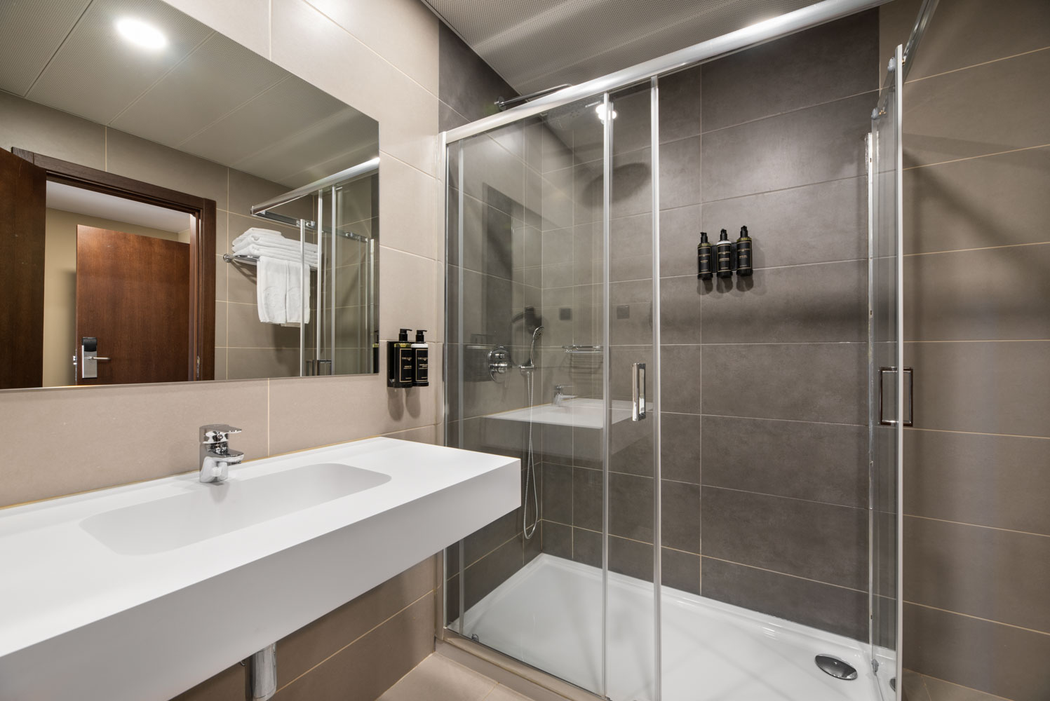 Double Deluxe with Views