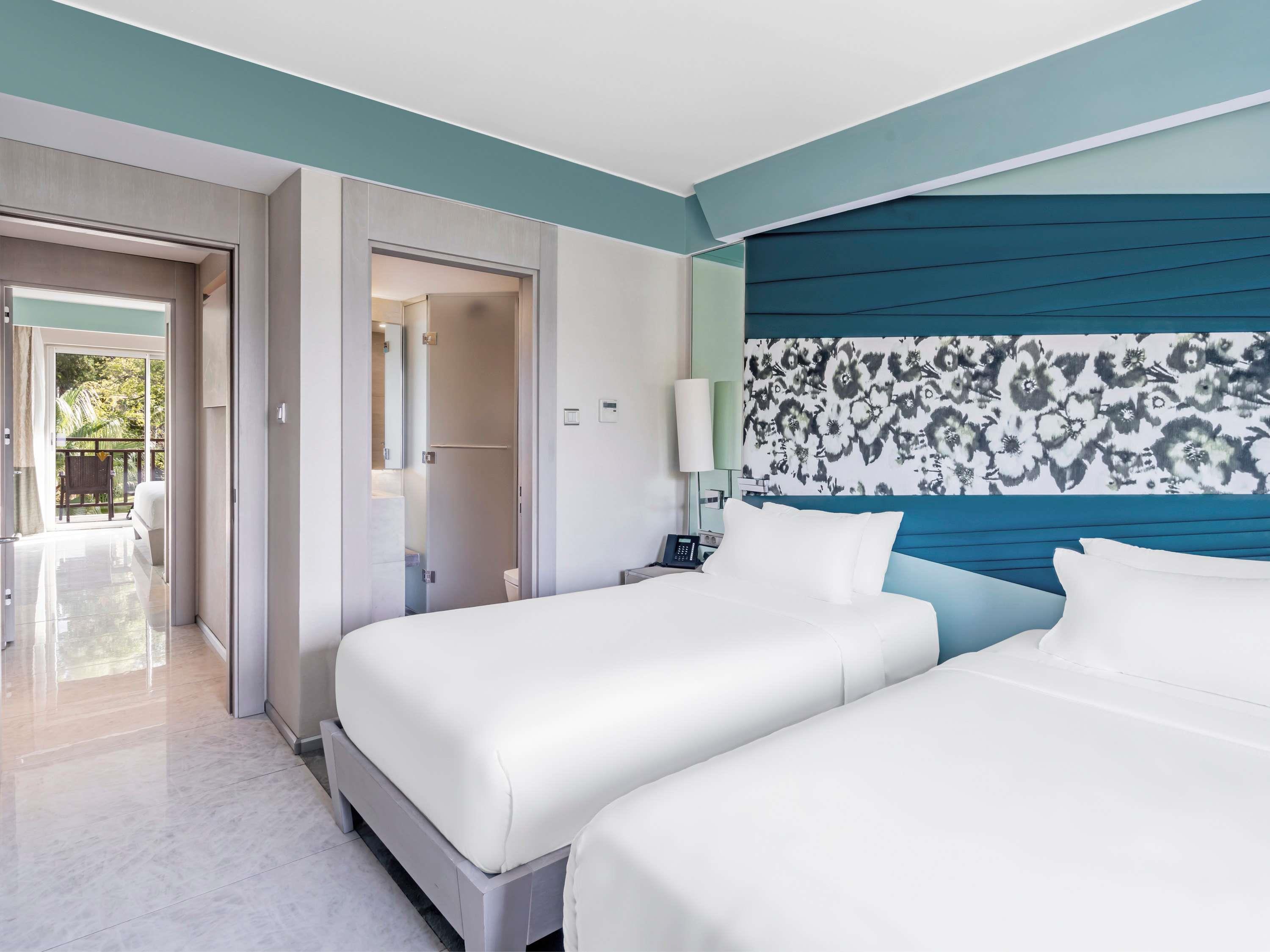 Family Room Garden View