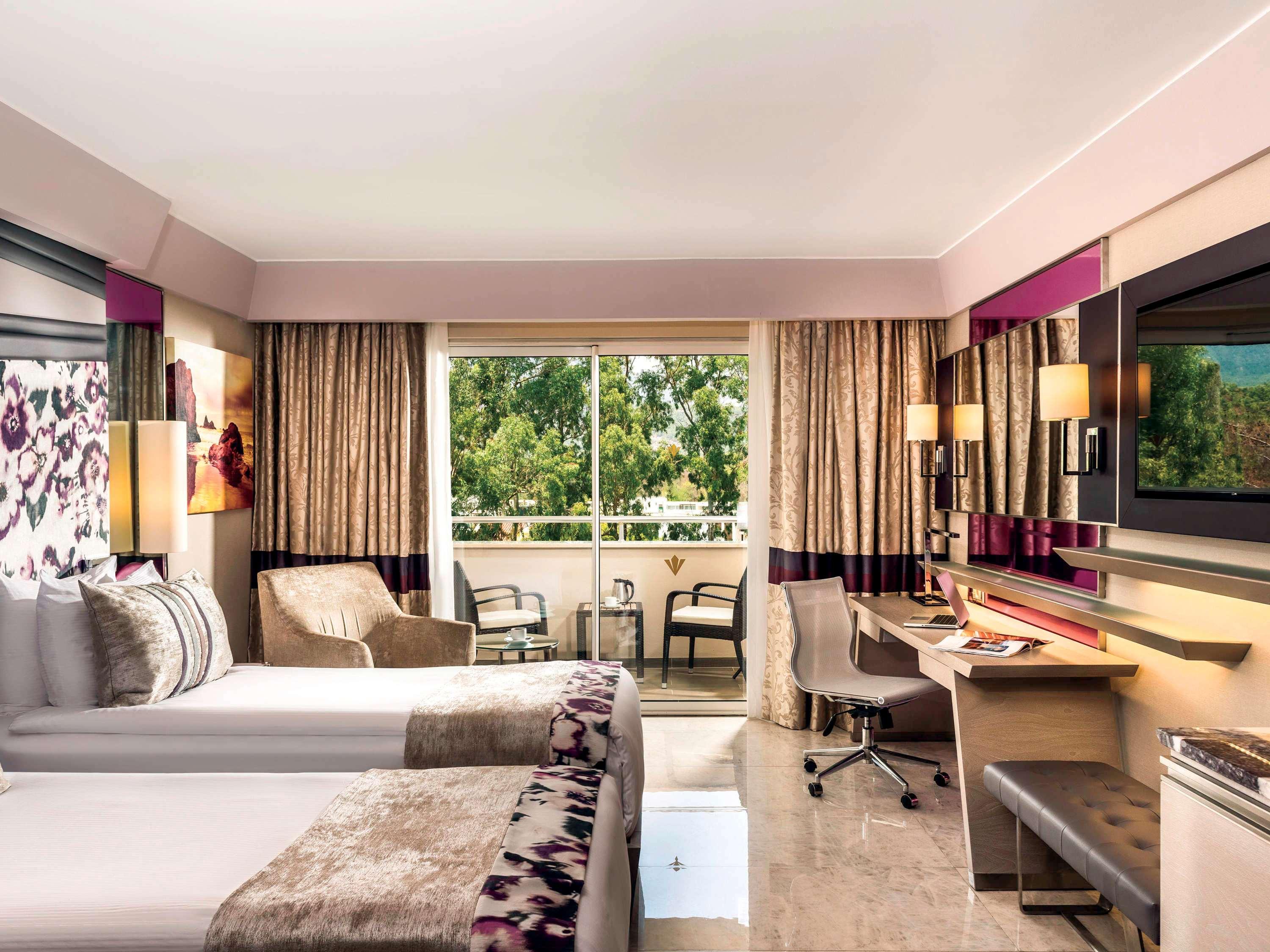 Double Deluxe Land View