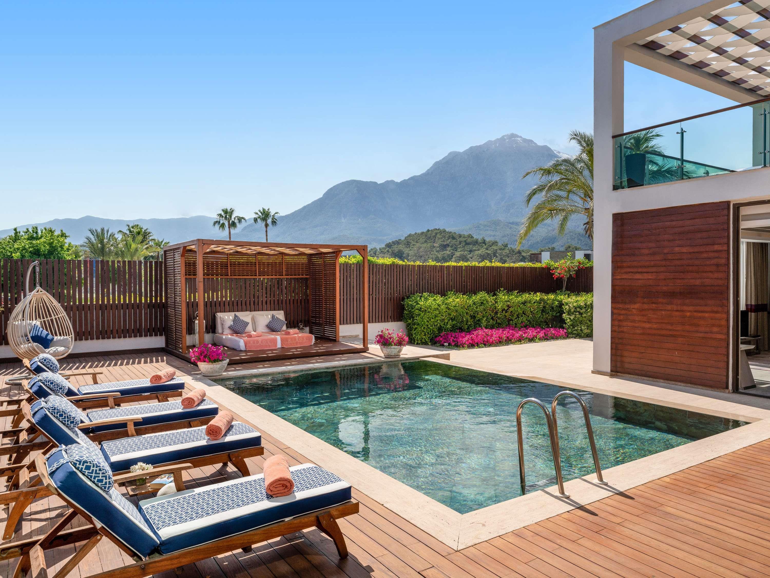 Villa Superior with Private Pool