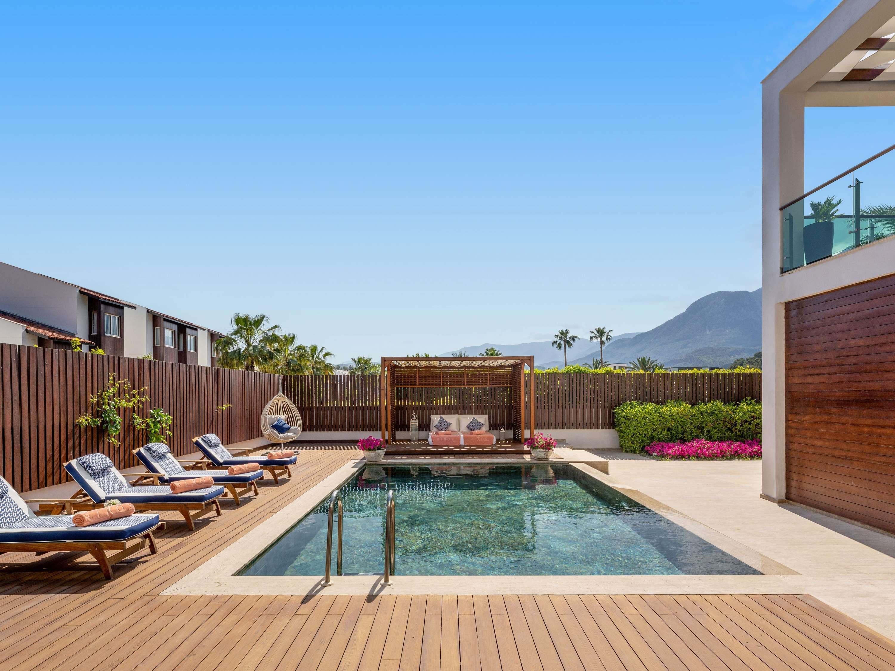 Villa Superior with Private Pool