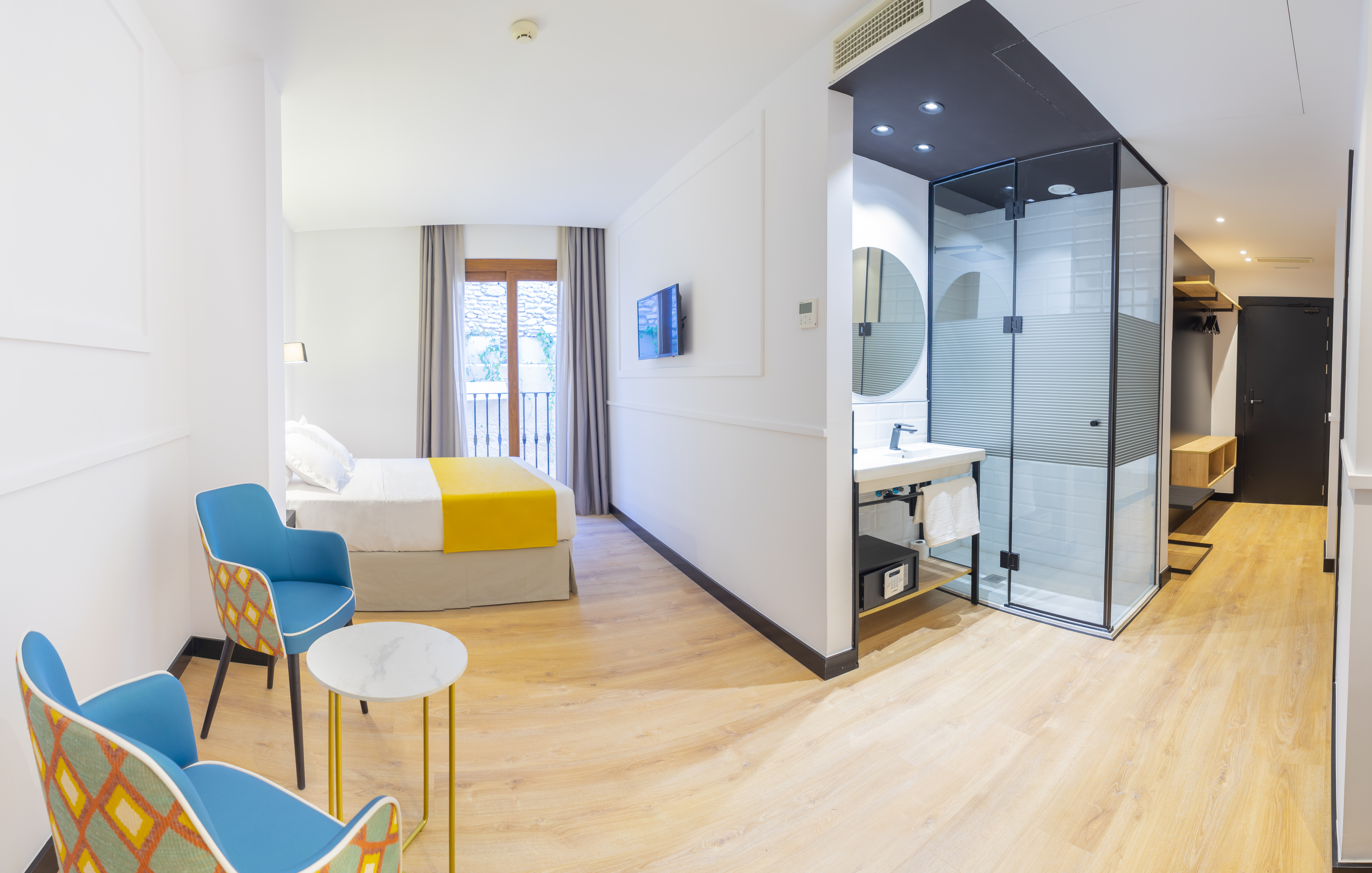 Double or Twin Standard