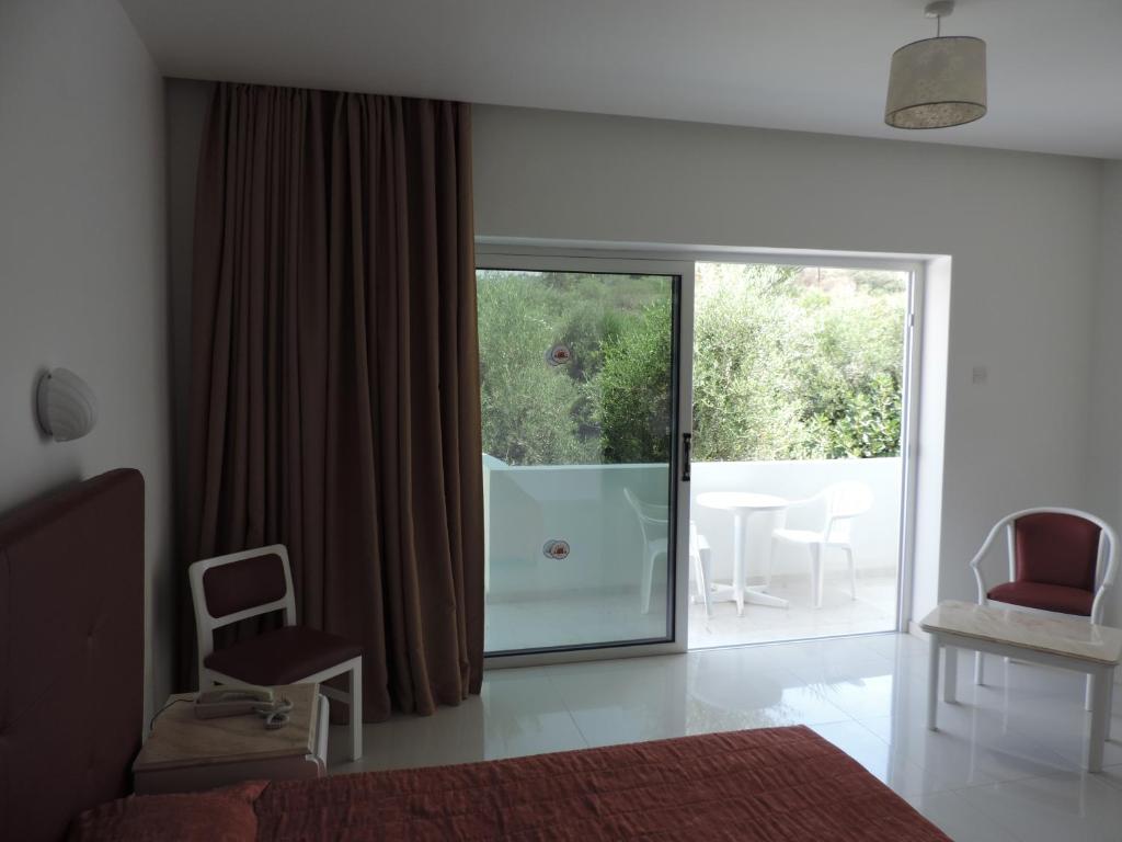 Double or Twin Land View