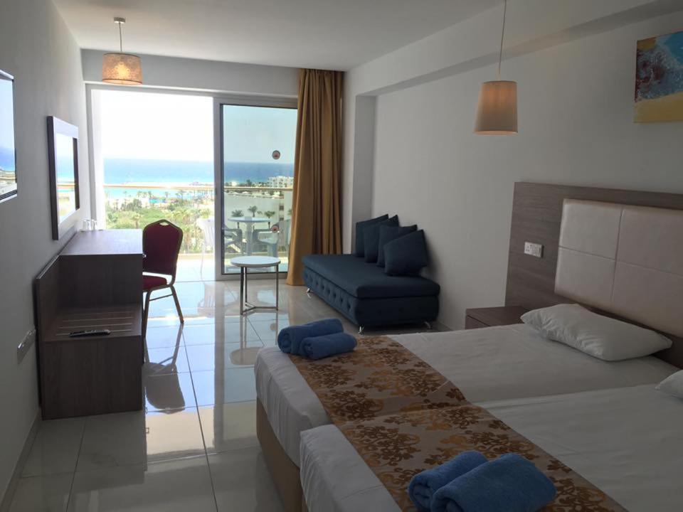 Family Room Sea View