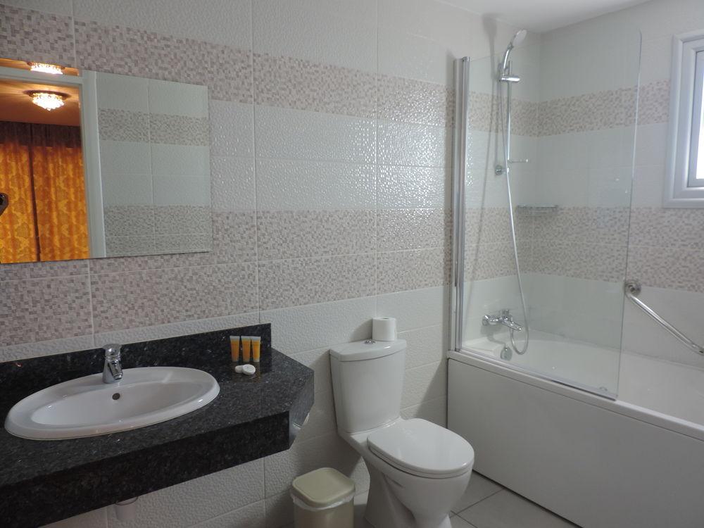 Double or Twin Sea View