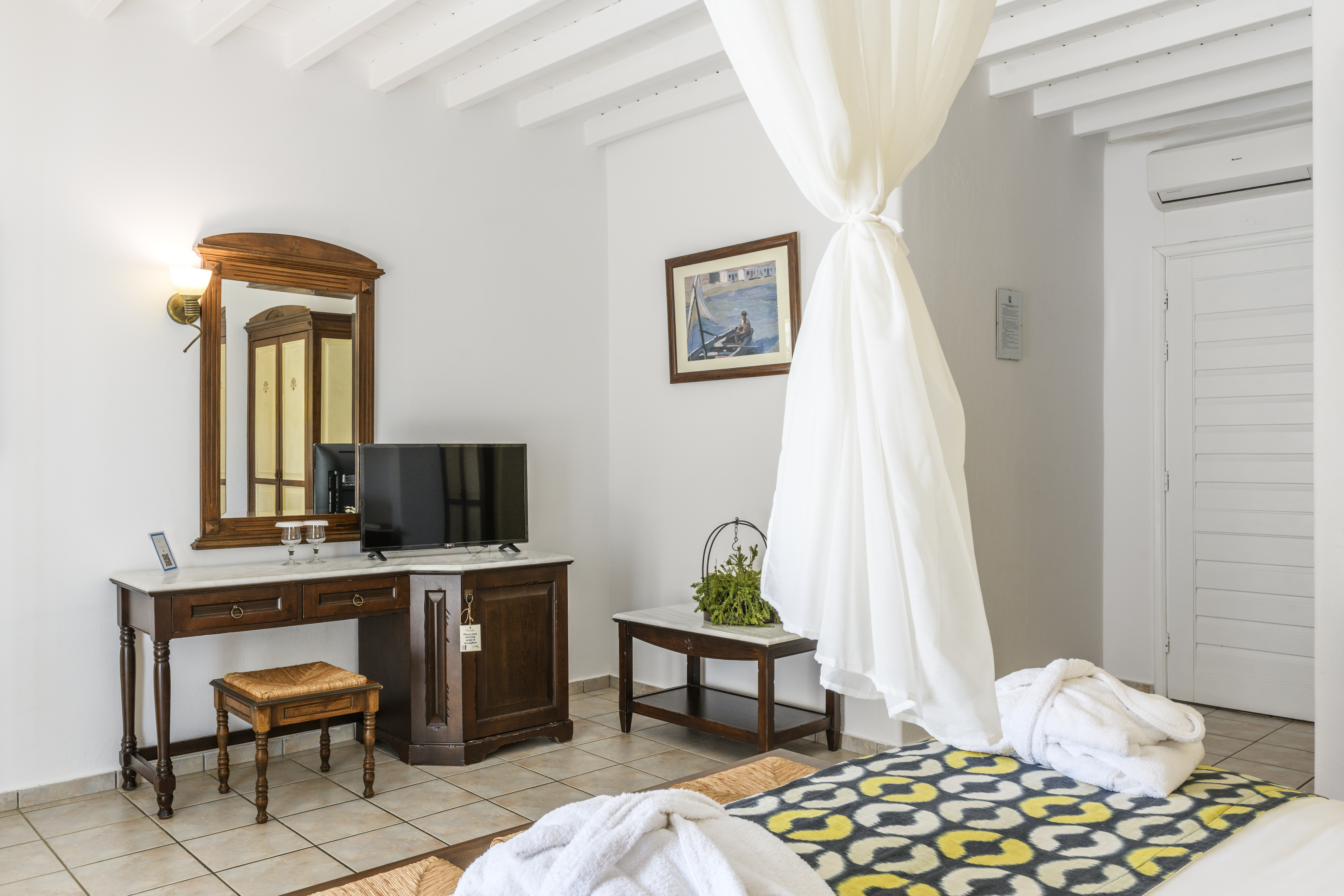 Double Deluxe with Jacuzzi