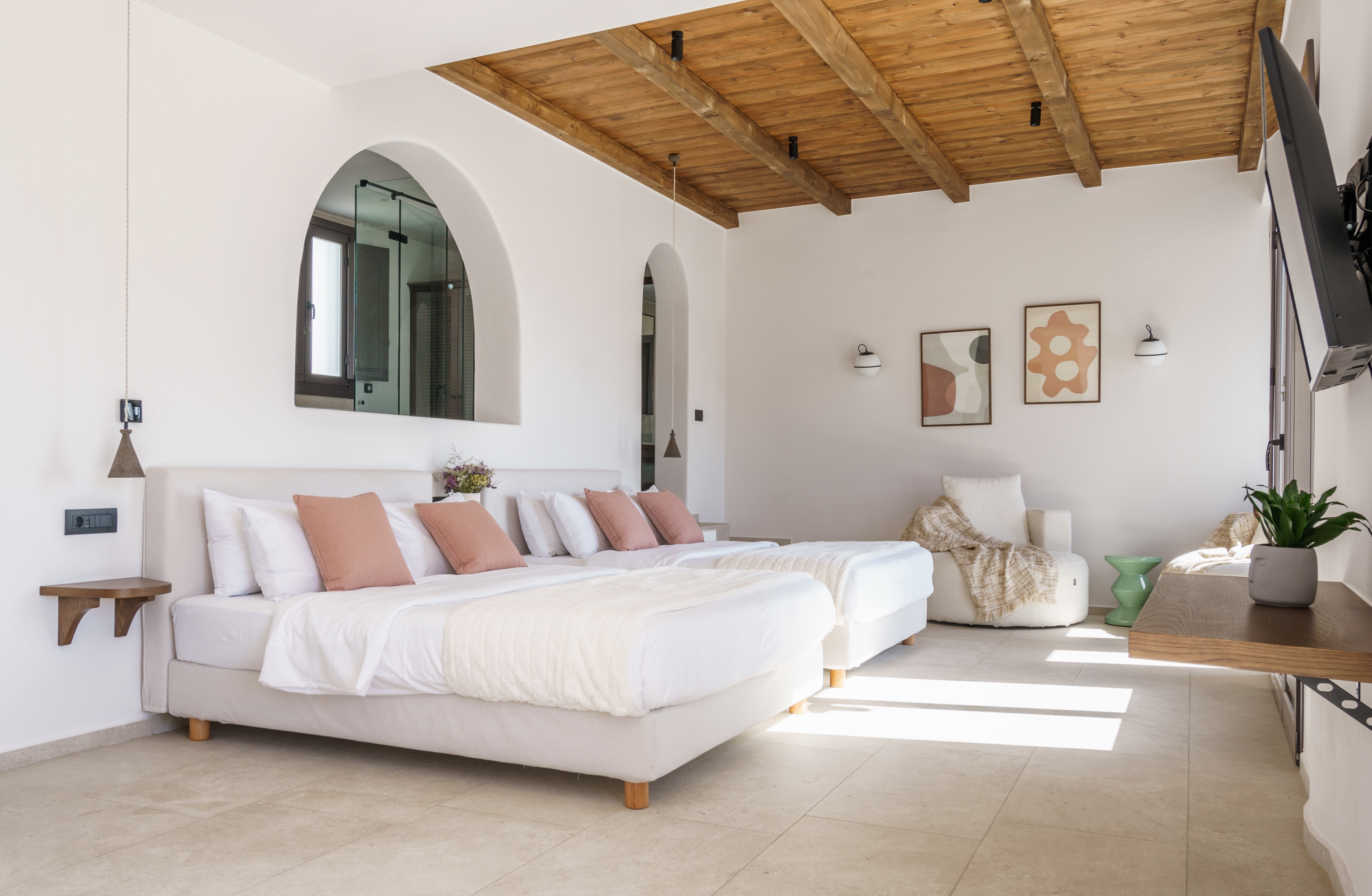 Suite Pool View Two Double Beds