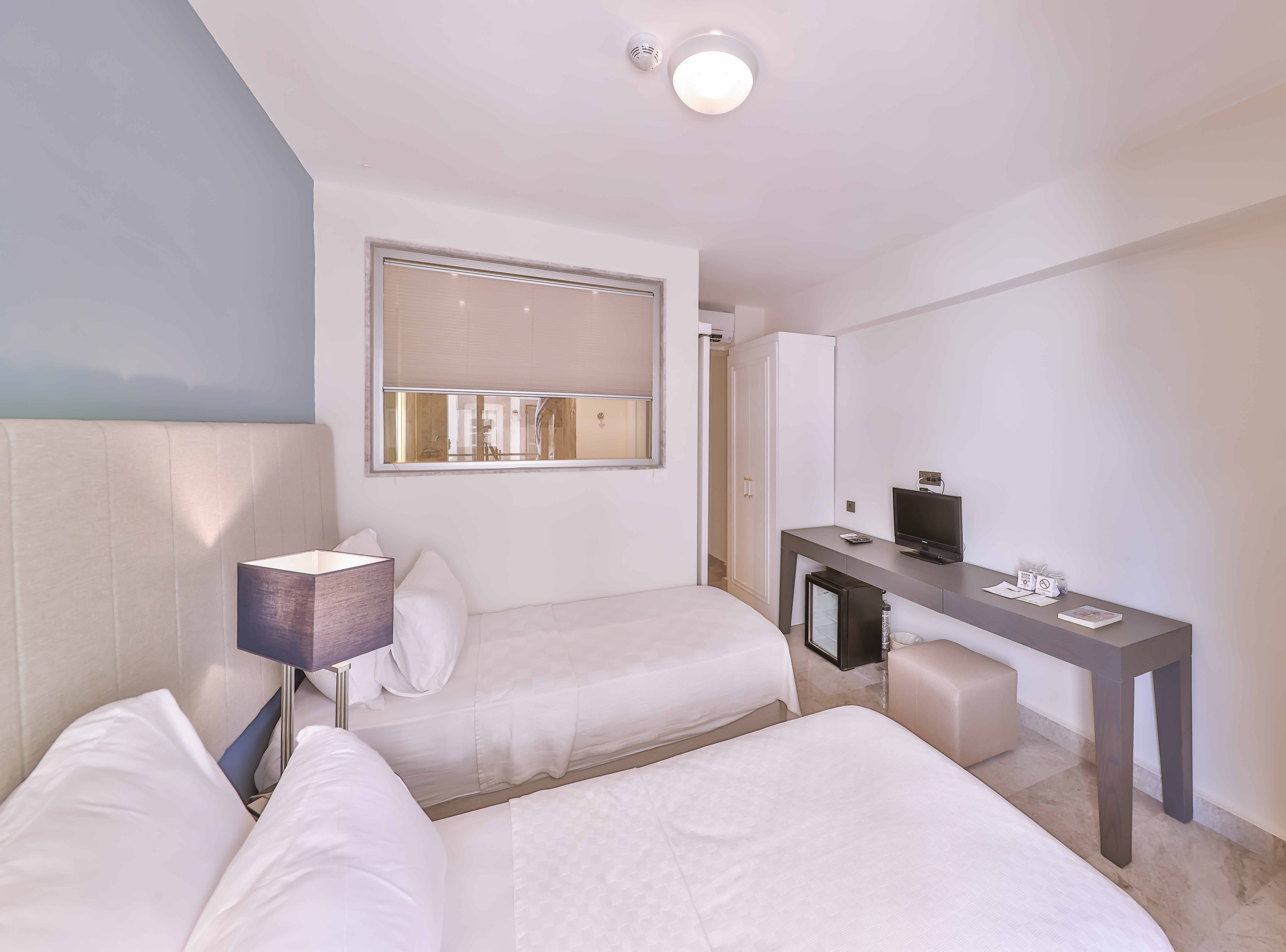 Double Single Side Sea View