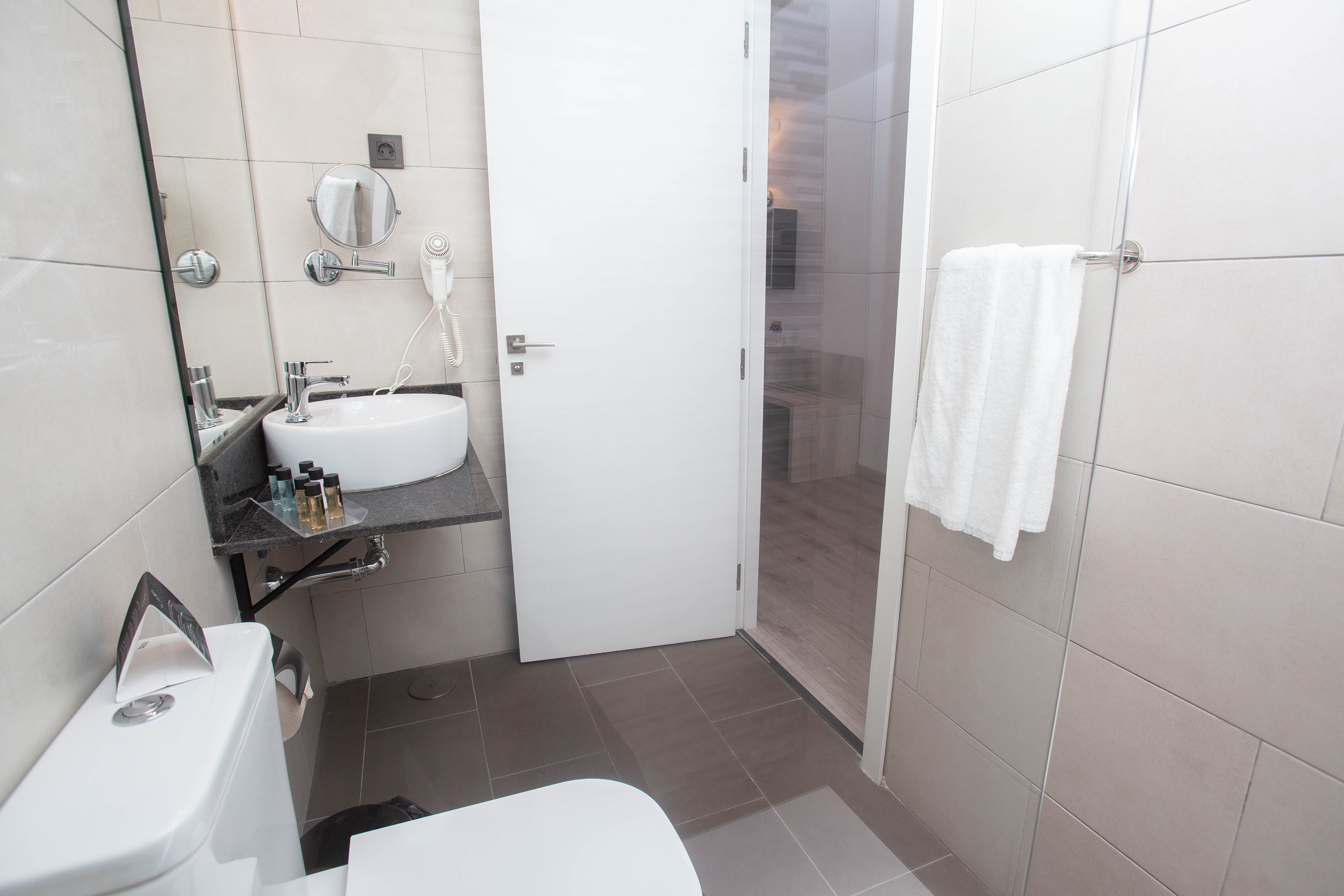 Double or Twin Standard