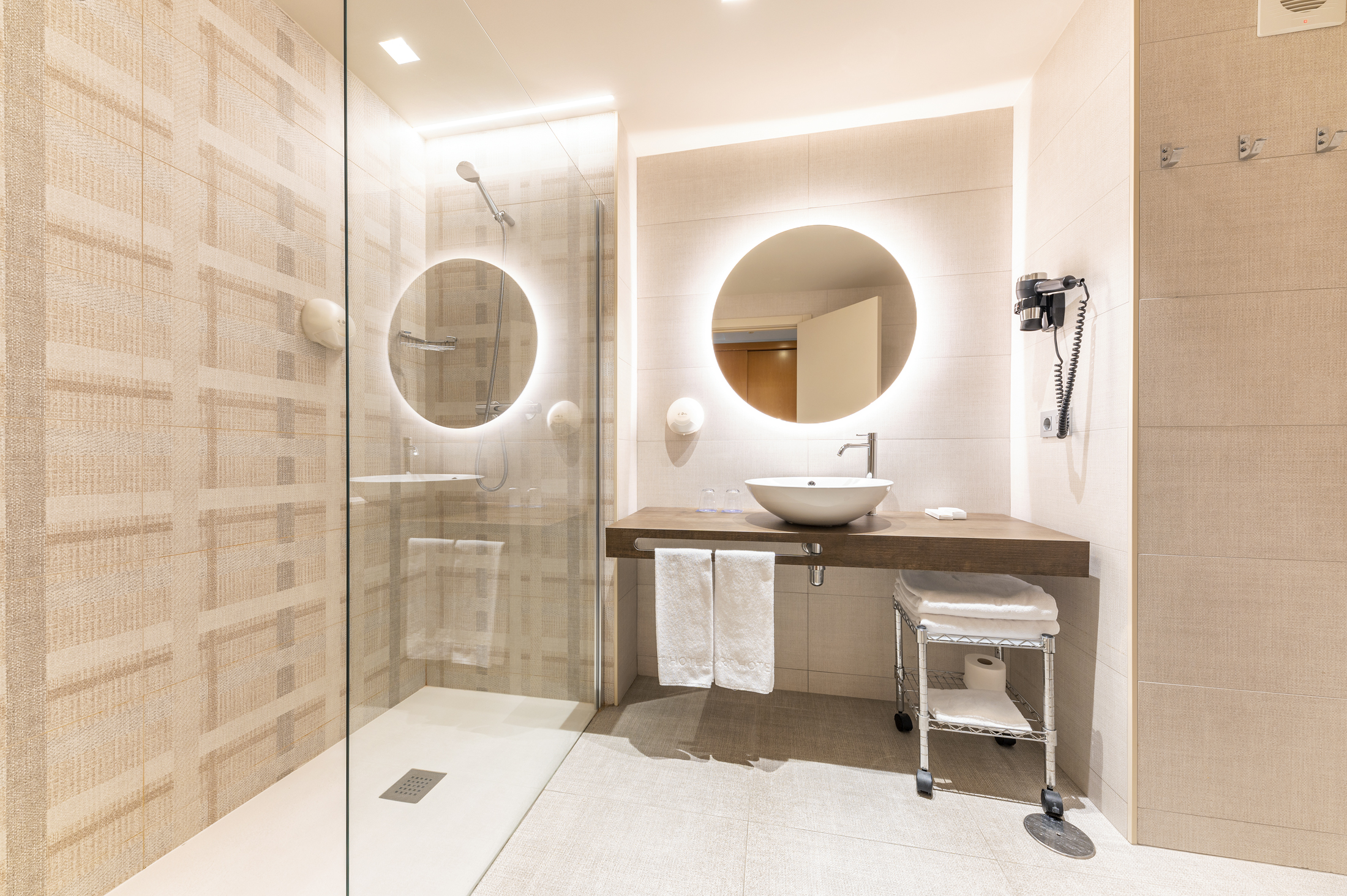 Double Single Economy