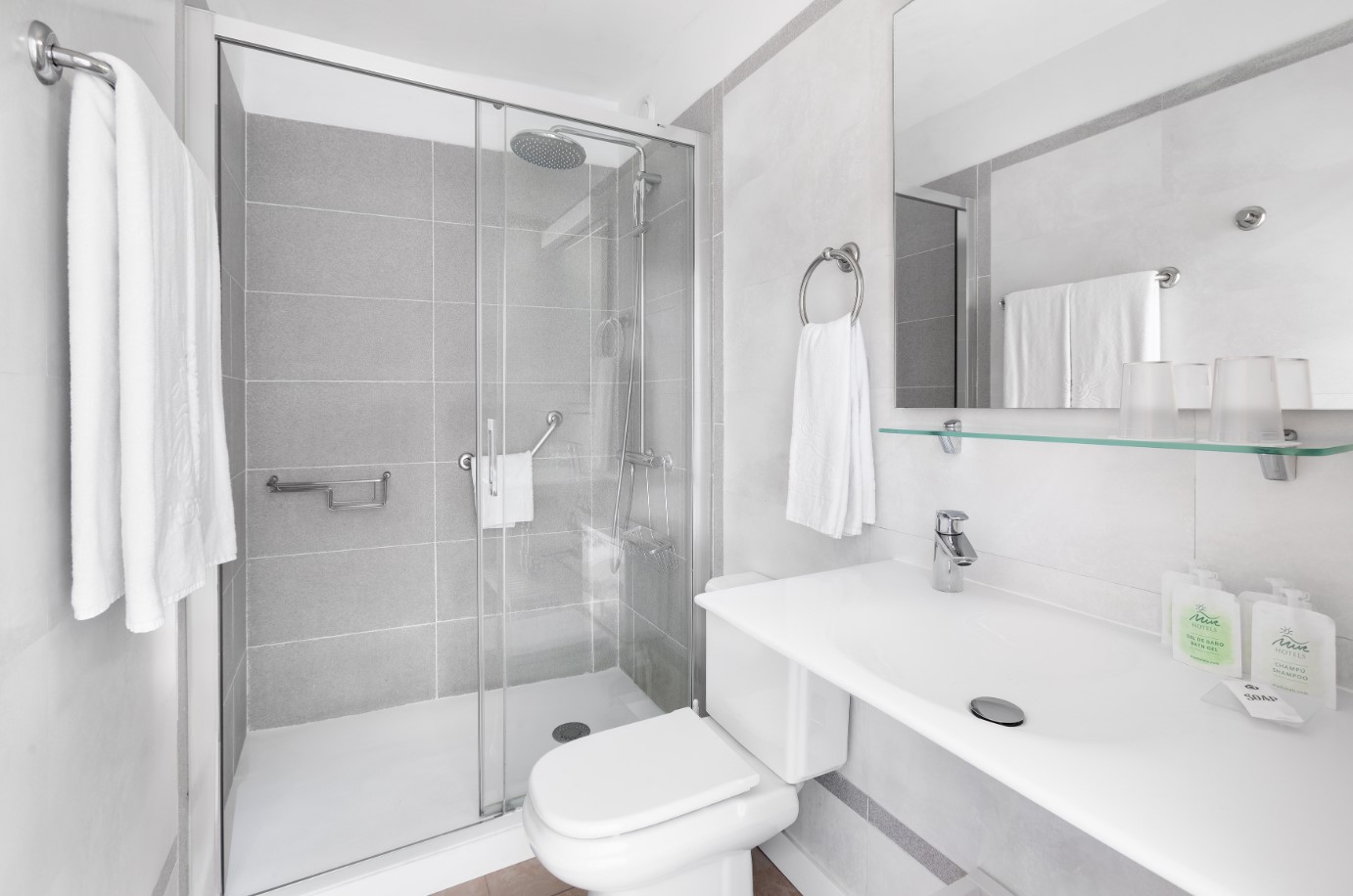 Apartment with Air Conditioning